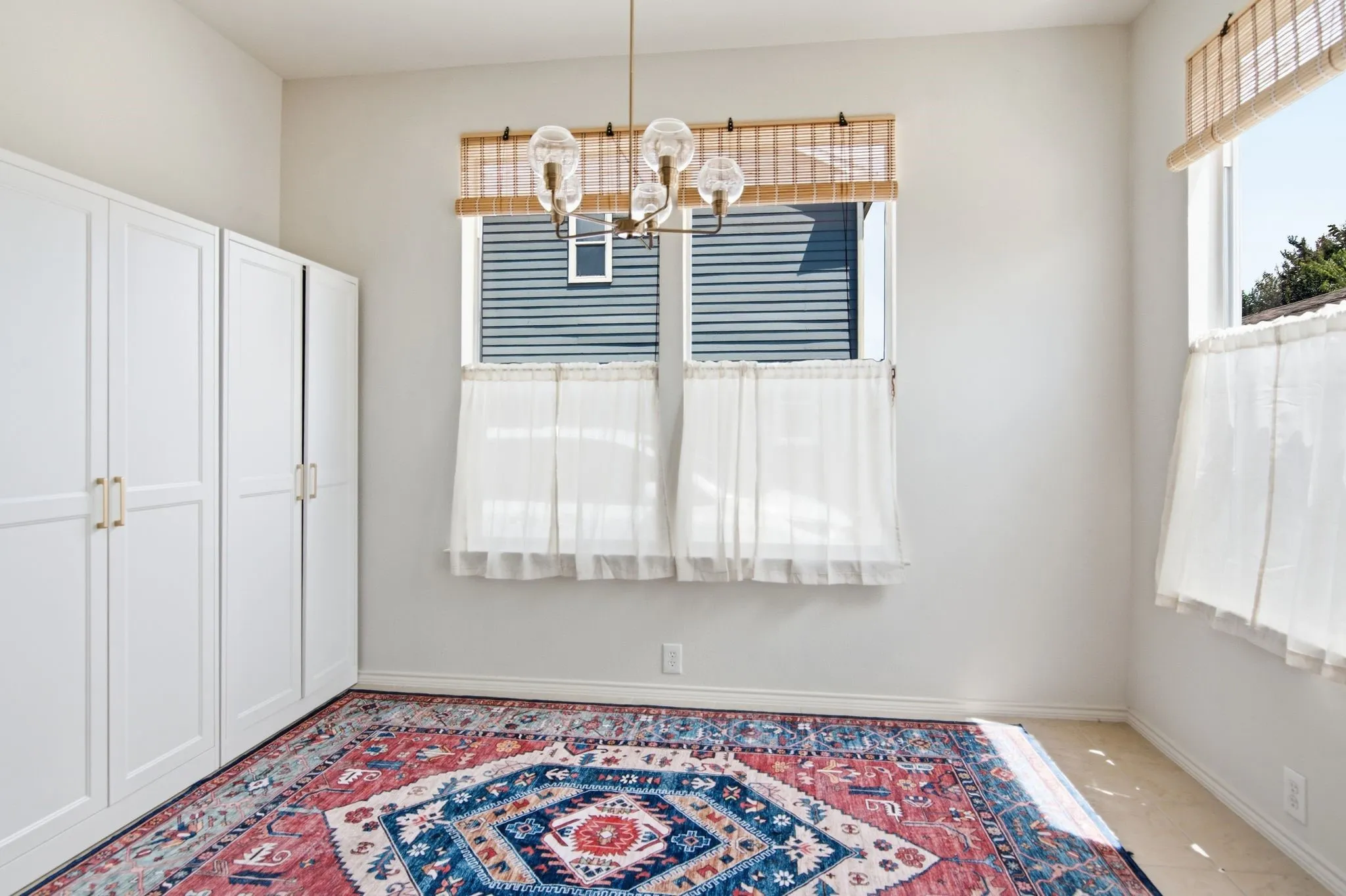 Single Family Residence For Sale in Tarrant County , 10812 Astor Drive, Fort Worth, Texas 76244, 2 Bedroom, 3 Bathroom, 2 Garage spaces, 1,184 Sqft, built in 2006, mls#21331876, Real Estate Agent in Fort Worth, Homes For Sale in Tarrant county, Homes For Sale in Fort Worth, Realtor in Fort Worth Texas, Real Estate Brokerage Independent Realty Texas, Luminita Cordes Realtor