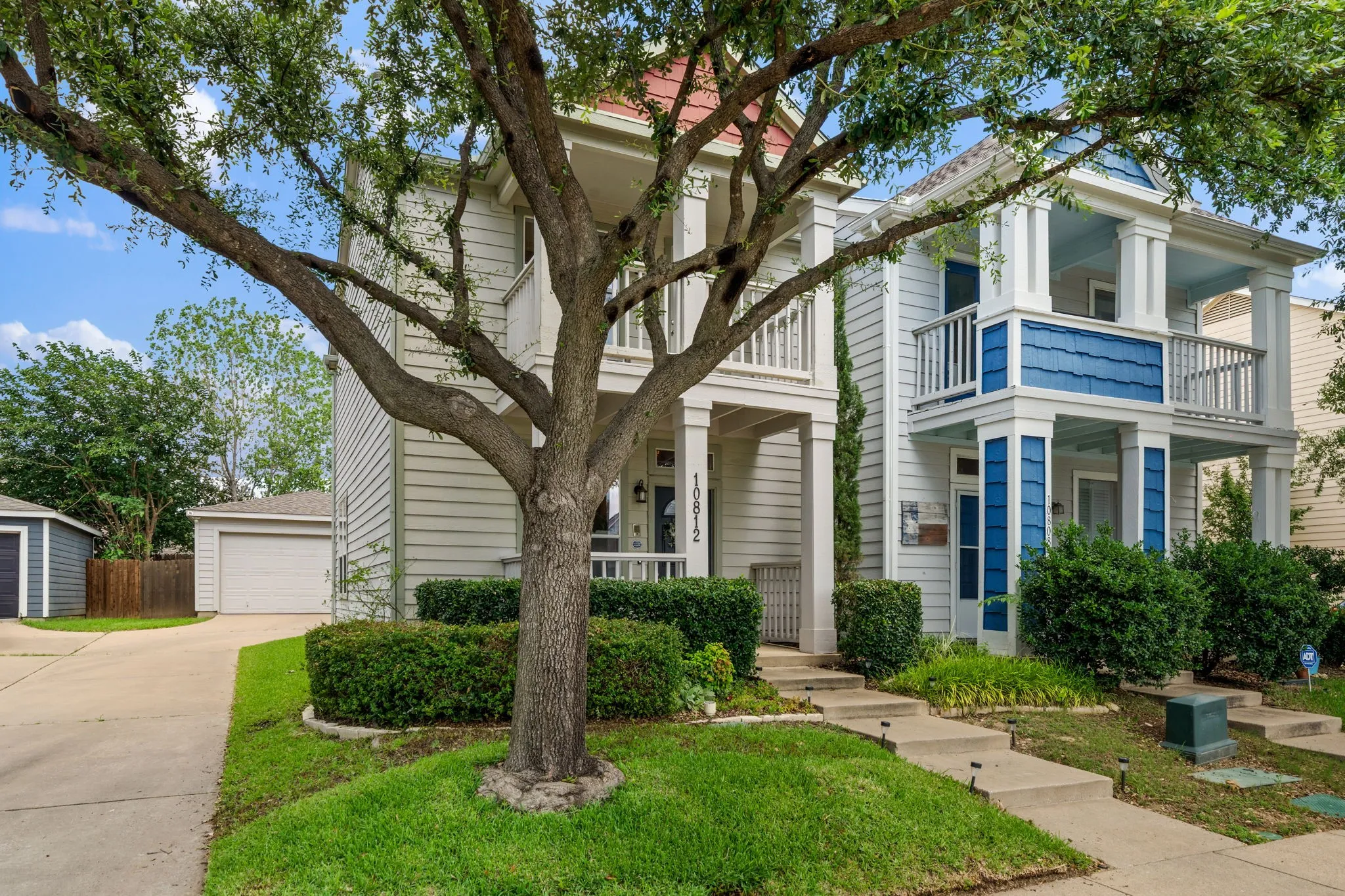 Single Family Residence For Sale in Tarrant County , 10812 Astor Drive, Fort Worth, Texas 76244, 2 Bedroom, 3 Bathroom, 2 Garage spaces, 1,184 Sqft, built in 2006, mls#21331876, Real Estate Agent in Fort Worth, Homes For Sale in Tarrant county, Homes For Sale in Fort Worth, Realtor in Fort Worth Texas, Real Estate Brokerage Independent Realty Texas, Luminita Cordes Realtor
