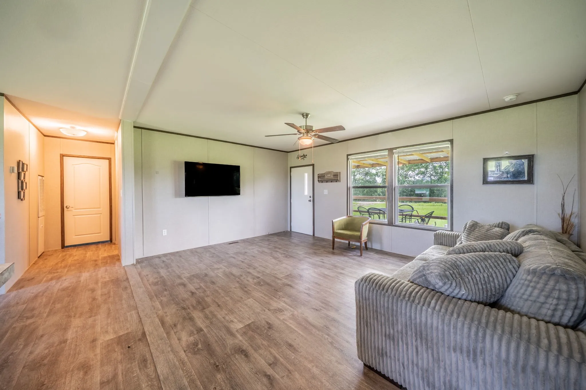 Manufactured Home For Sale in Fannin County , 460 County Road 1260, Savoy, Texas 75479, 3 Bedroom, 2 Bathroom, Garage spaces, 1,344 Sqft, built in 2024, mls#21332068, Real Estate Agent in Savoy, Homes For Sale in Fannin county, Homes For Sale in Savoy, Realtor in Savoy Texas, Real Estate Brokerage Independent Realty Texas, Luminita Cordes Realtor