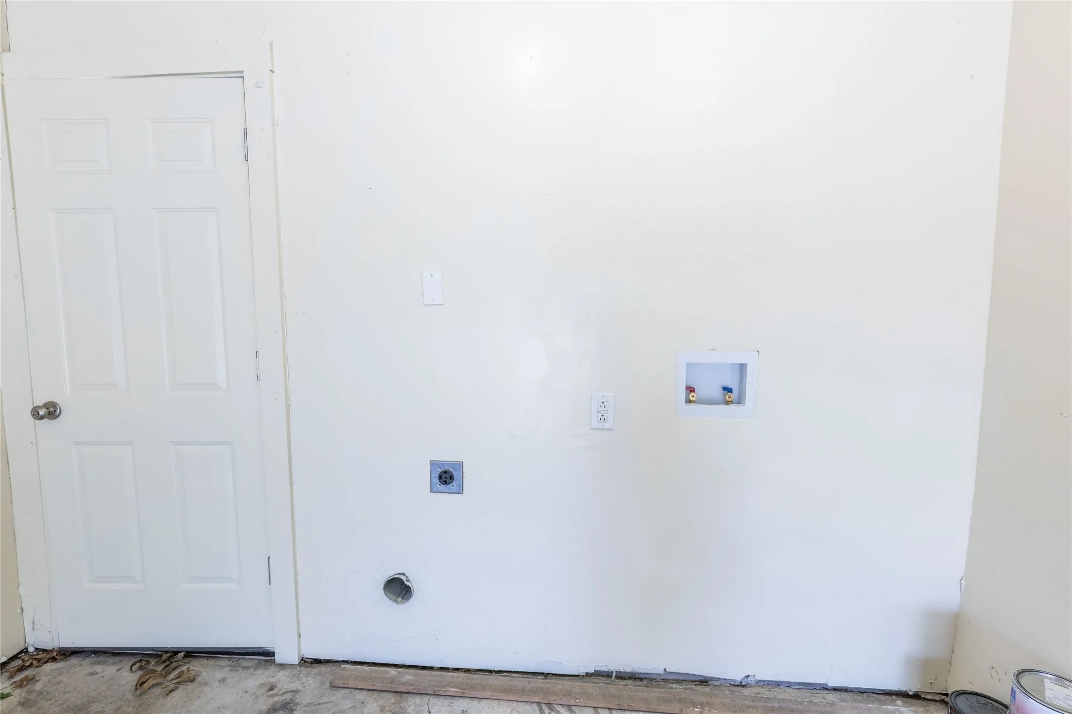 Single Family Residence For Rent in Dallas County , 2627 Tealford Drive, Dallas, Texas 75228, 3 Bedroom, 1 Bathroom, 1 Garage spaces, 1,307 Sqft, built in 1953, mls#21333759, Real Estate Agent in Dallas, Homes For Rent in Dallas county, Homes For Rent in Dallas, Realtor in Dallas Texas, Real Estate Brokerage Independent Realty Texas, Luminita Cordes Realtor