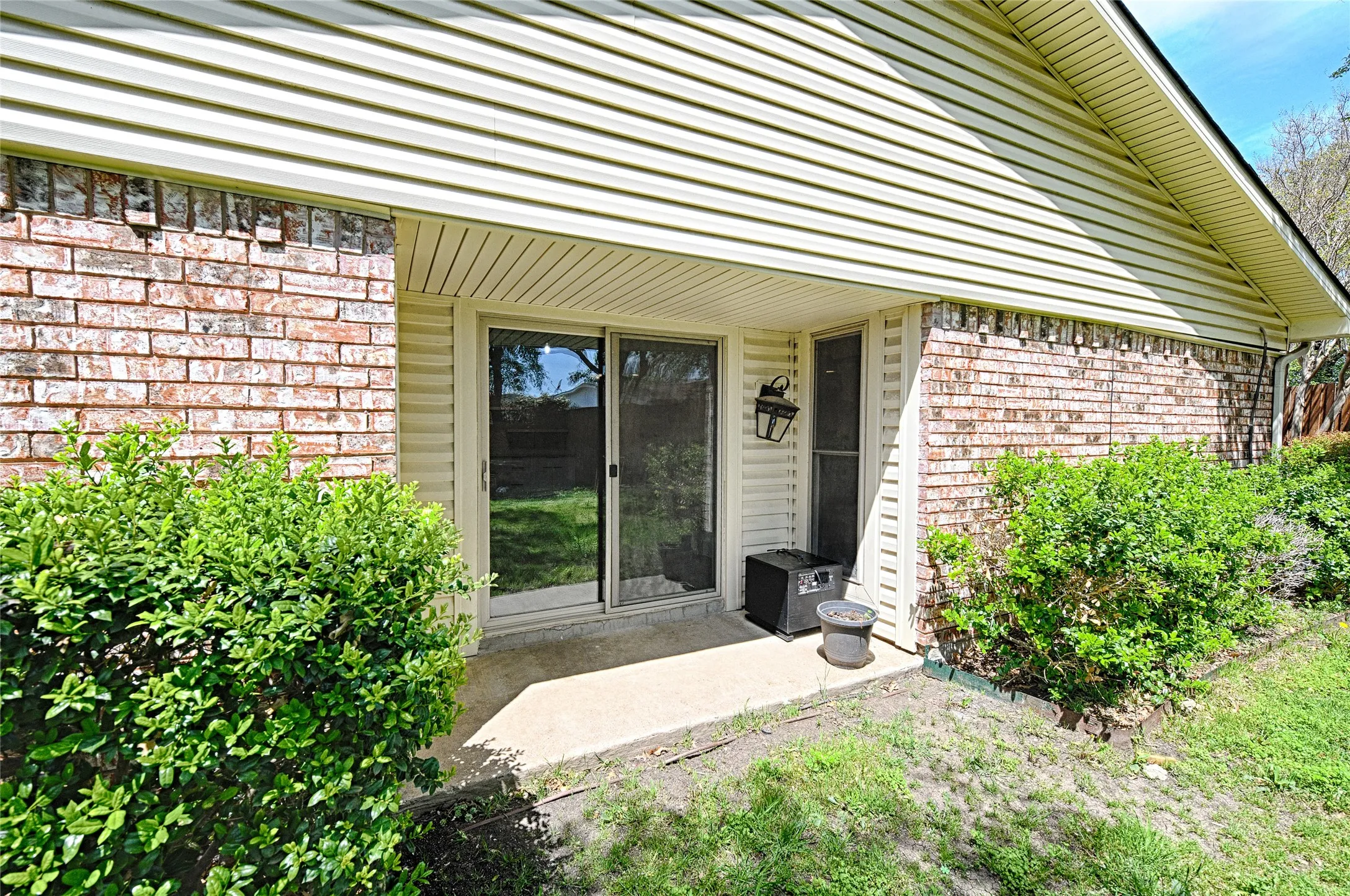Single Family Residence For Sale in Collin County , 6536 Mesquite Trail, Plano, Texas 75023, 4 Bedroom, 2 Bathroom, 2 Garage spaces, 2,113 Sqft, built in 1978, mls#21333761, Real Estate Agent in Plano, Homes For Sale in Collin county, Homes For Sale in Plano, Realtor in Plano Texas, Real Estate Brokerage Independent Realty Texas, Luminita Cordes Realtor