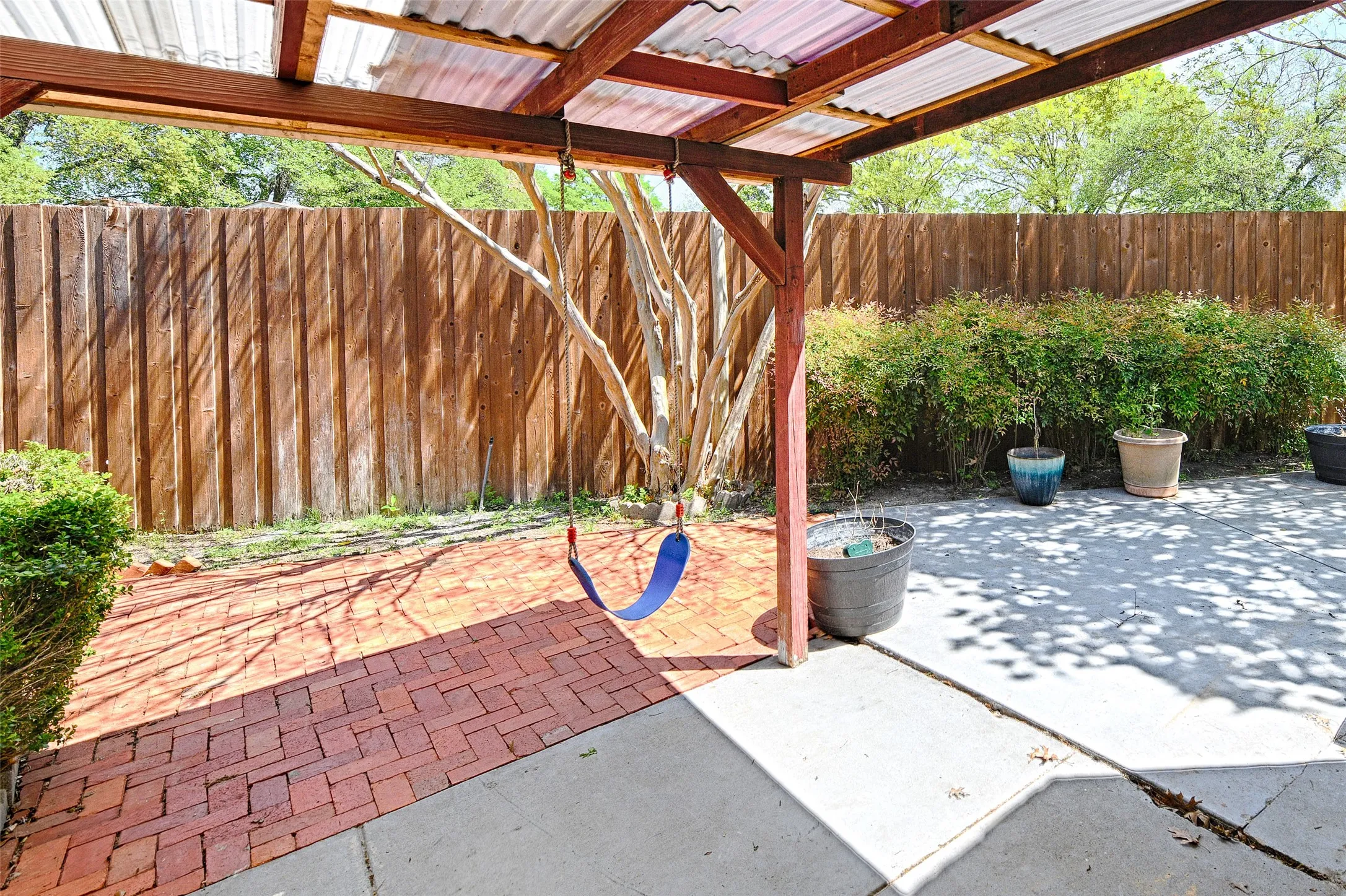 Single Family Residence For Sale in Collin County , 6536 Mesquite Trail, Plano, Texas 75023, 4 Bedroom, 2 Bathroom, 2 Garage spaces, 2,113 Sqft, built in 1978, mls#21333761, Real Estate Agent in Plano, Homes For Sale in Collin county, Homes For Sale in Plano, Realtor in Plano Texas, Real Estate Brokerage Independent Realty Texas, Luminita Cordes Realtor