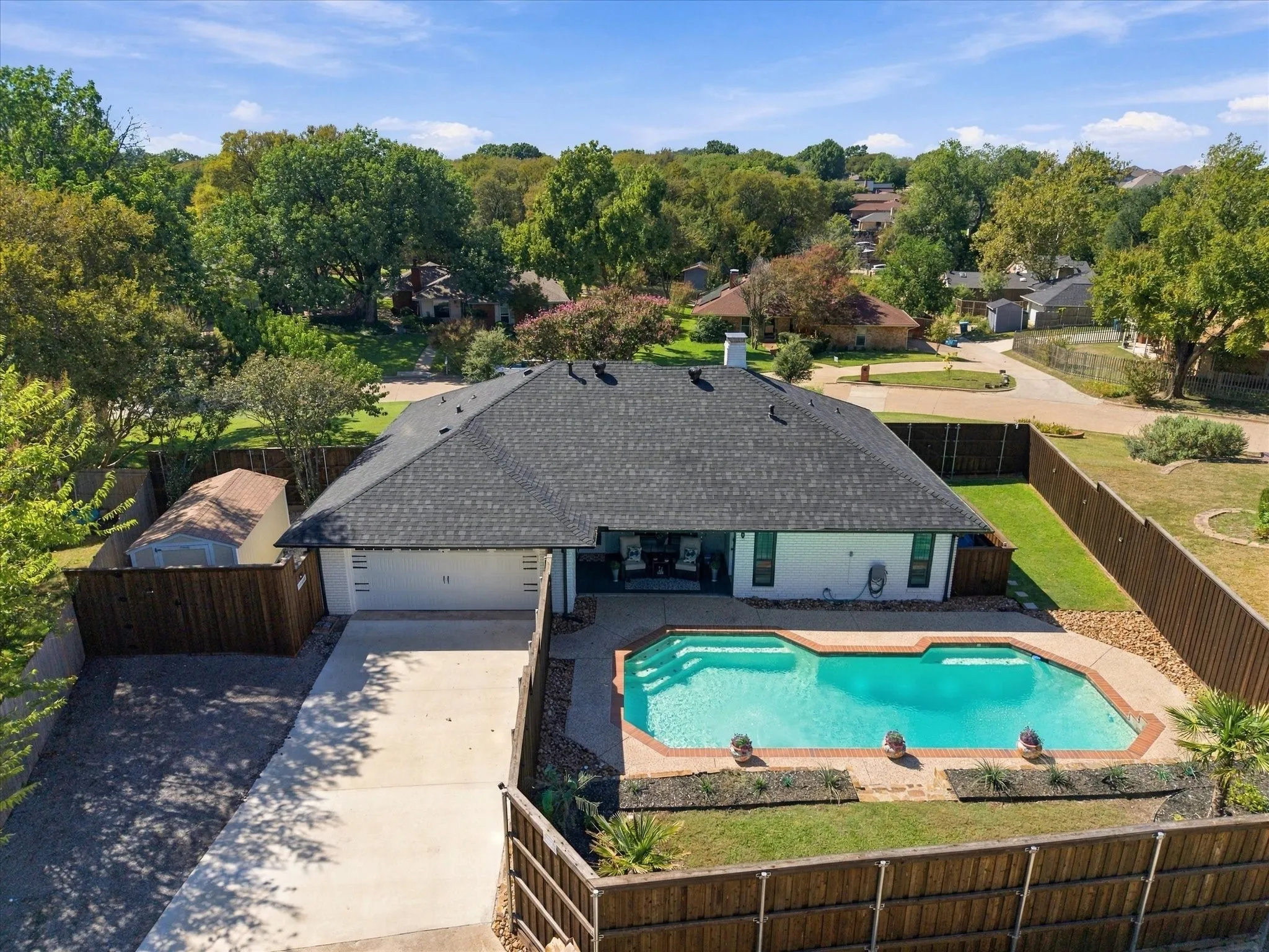 Single Family Residence For Sale in Rockwall County , 508 Wildwood Lane, Rockwall, Texas 75087, 3 Bedroom, 2 Bathroom, 2 Garage spaces, 1,755 Sqft, built in 1980, mls#21332312, Real Estate Agent in Rockwall, Homes For Sale in Rockwall county, Homes For Sale in Rockwall, Realtor in Rockwall Texas, Real Estate Brokerage Independent Realty Texas, Luminita Cordes Realtor