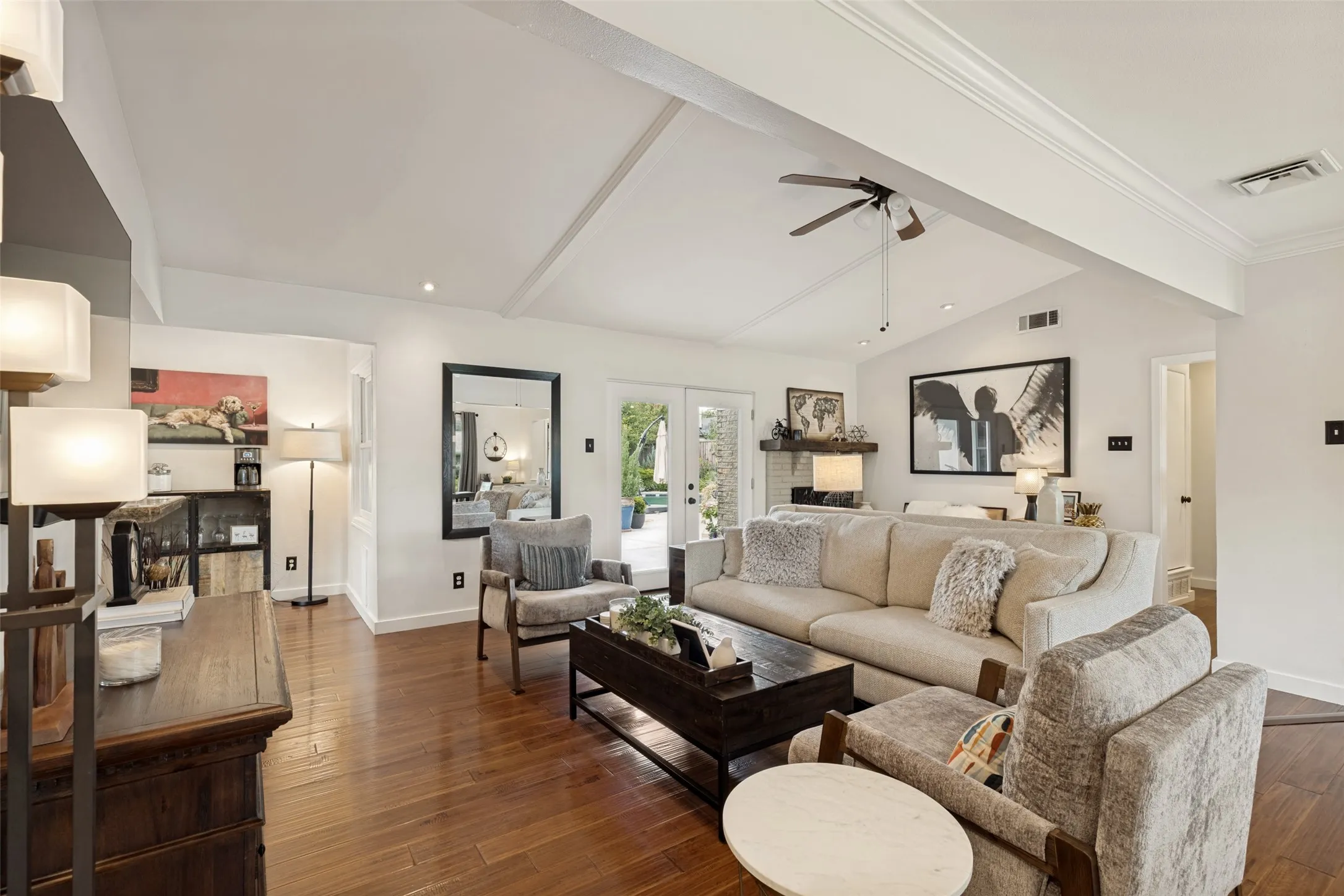 Living room.