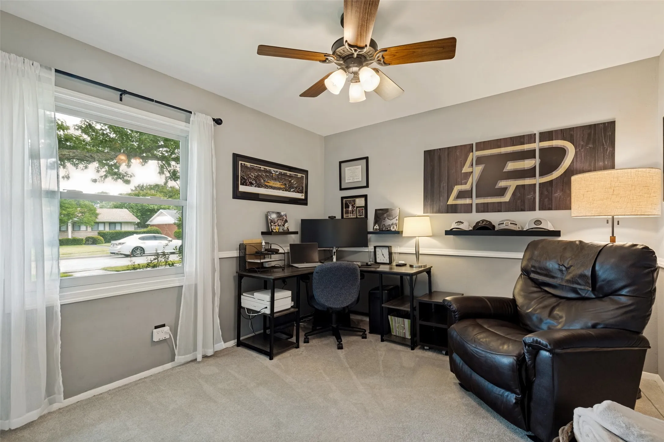 Could also be a home office.