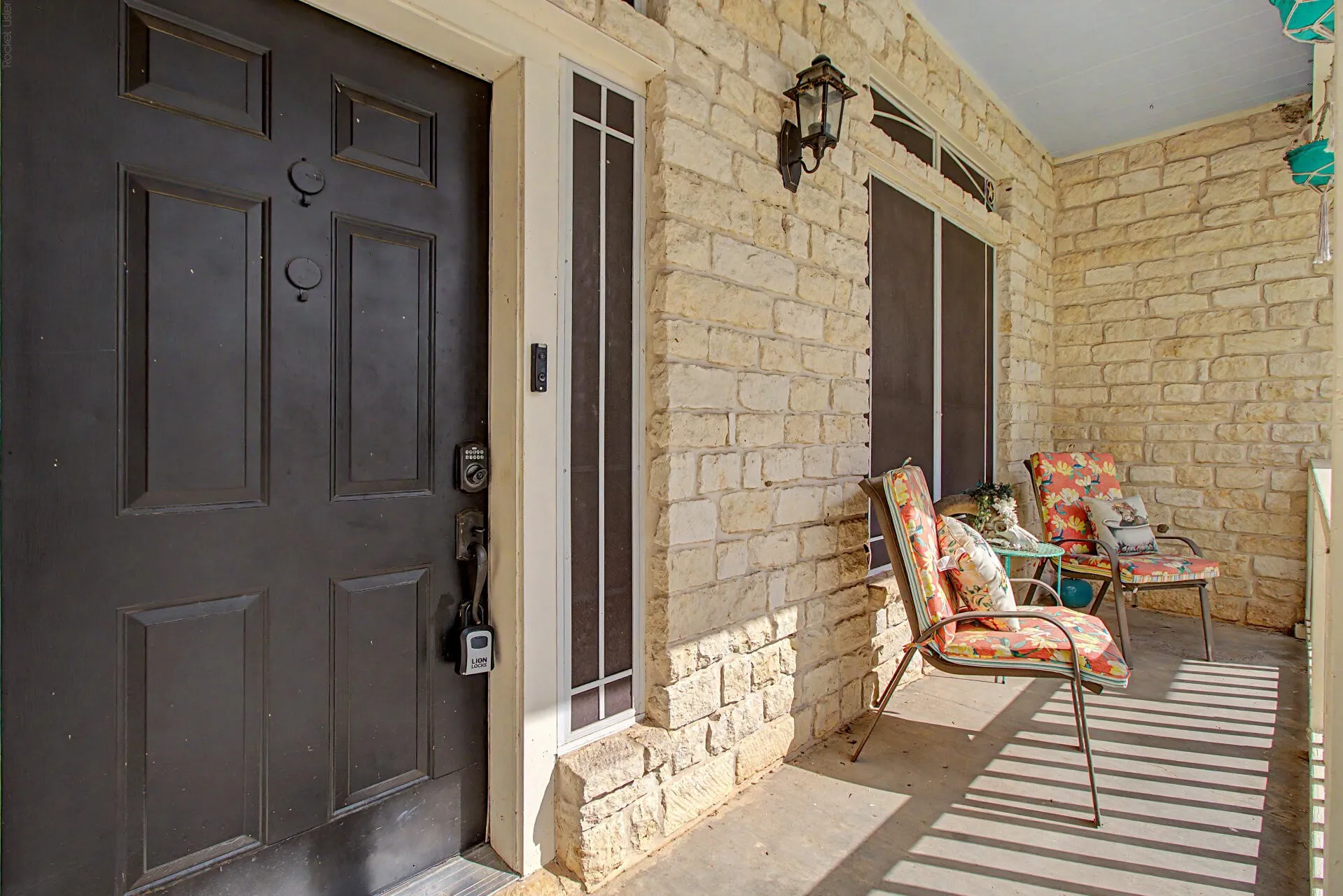 Single Family Residence For Sale in Johnson County , 3558 S Nolan River Road, Cleburne, Texas 76033, 4 Bedroom, 4 Bathroom, 3 Garage spaces, 3,512 Sqft, built in 1991, Price $560,000, mls#21333764, Real Estate Agent in Cleburne, Homes For Sale in Johnson county, Homes For Sale in Cleburne, Realtor in Cleburne Texas, Real Estate Brokerage Independent Realty Texas, Luminita Cordes Realtor