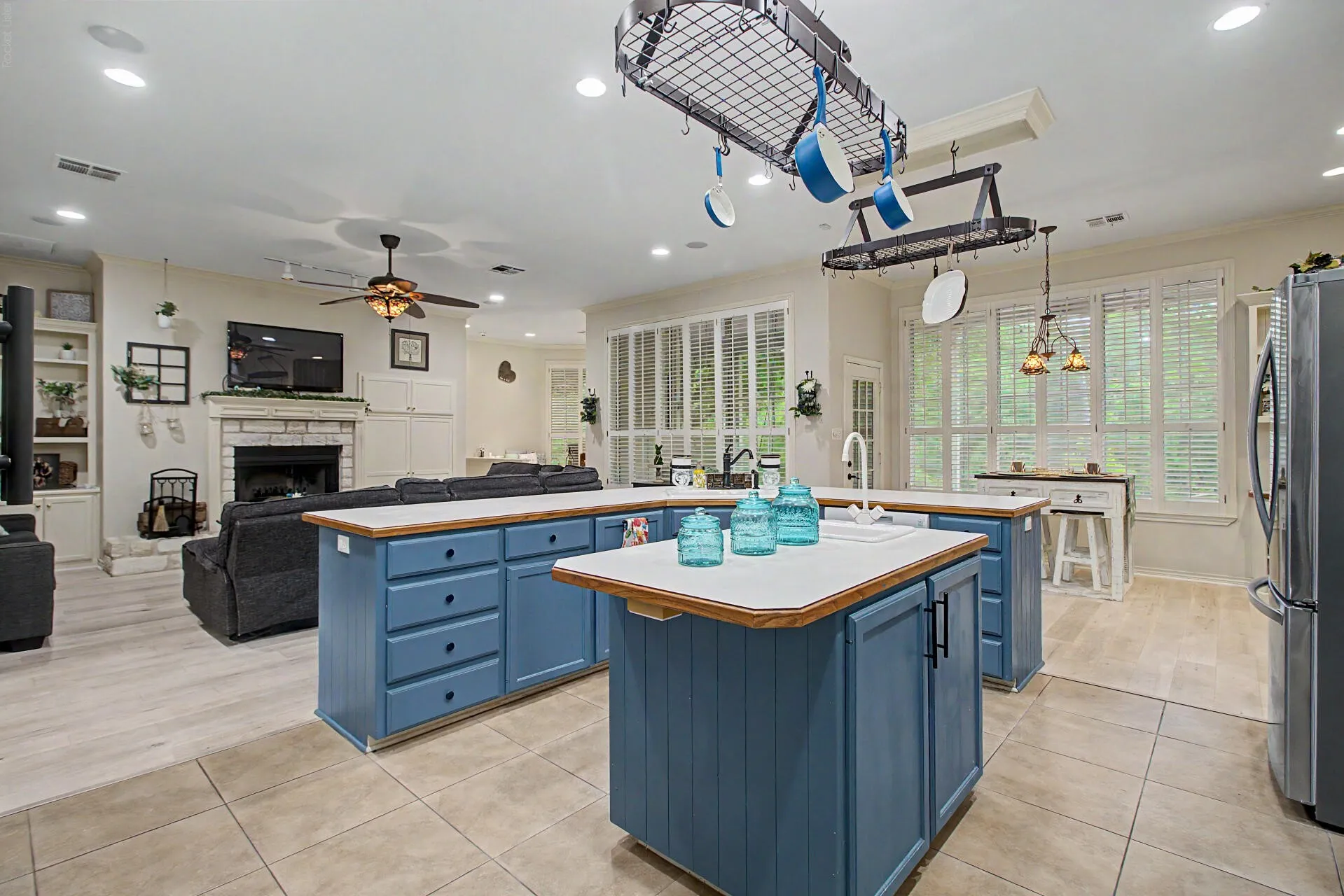 Single Family Residence For Sale in Johnson County , 3558 S Nolan River Road, Cleburne, Texas 76033, 4 Bedroom, 4 Bathroom, 3 Garage spaces, 3,512 Sqft, built in 1991, Price $560,000, mls#21333764, Real Estate Agent in Cleburne, Homes For Sale in Johnson county, Homes For Sale in Cleburne, Realtor in Cleburne Texas, Real Estate Brokerage Independent Realty Texas, Luminita Cordes Realtor