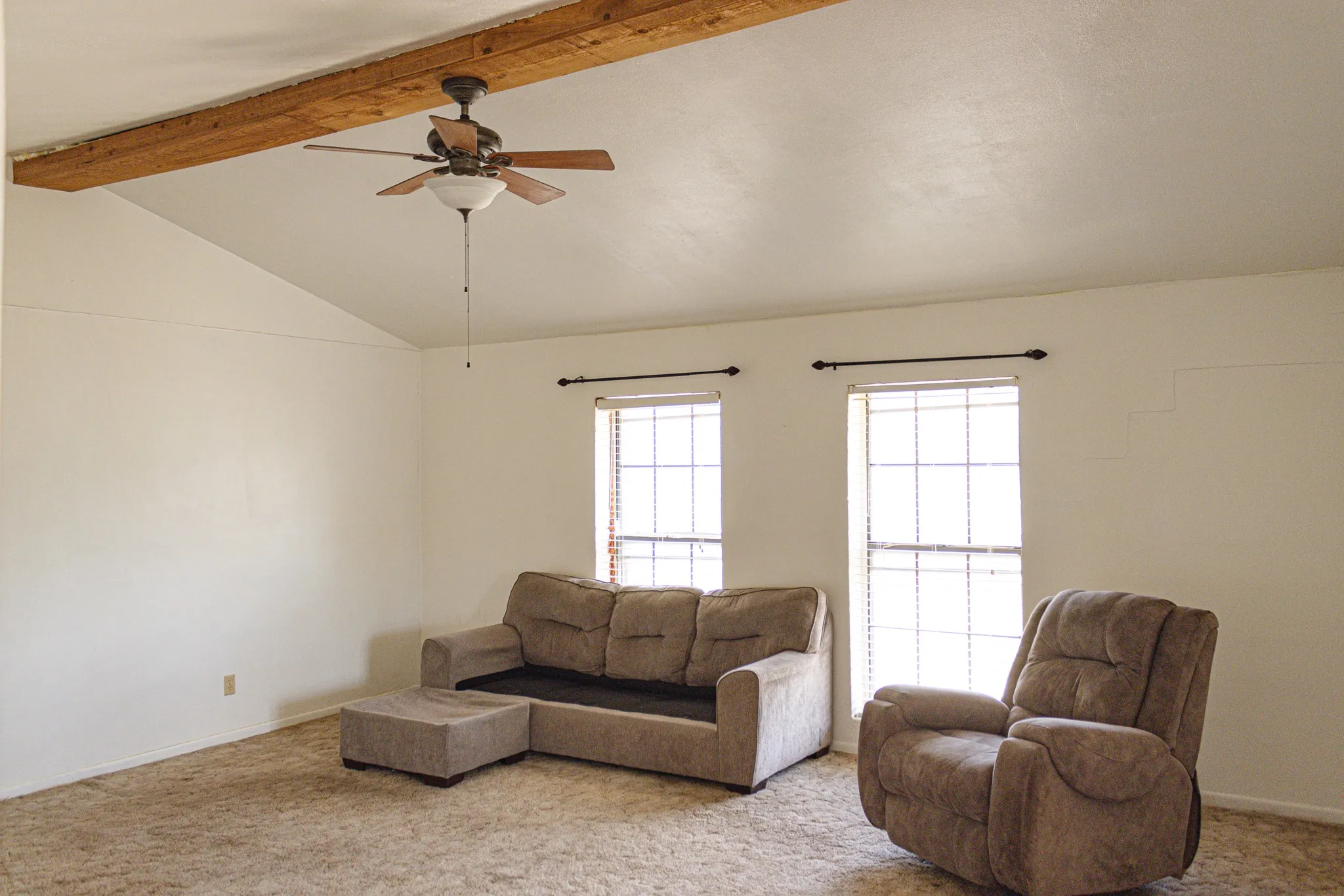 Single Family Residence For Sale in Stephens County , 10256 FM 1852, Breckenridge, Texas 76424, 2 Bedroom, 2 Bathroom, 1 Garage spaces, 1,725 Sqft, built in 1950, mls#21333777, Real Estate Agent in Breckenridge, Homes For Sale in Stephens county, Homes For Sale in Breckenridge, Realtor in Breckenridge Texas, Real Estate Brokerage Independent Realty Texas, Luminita Cordes Realtor