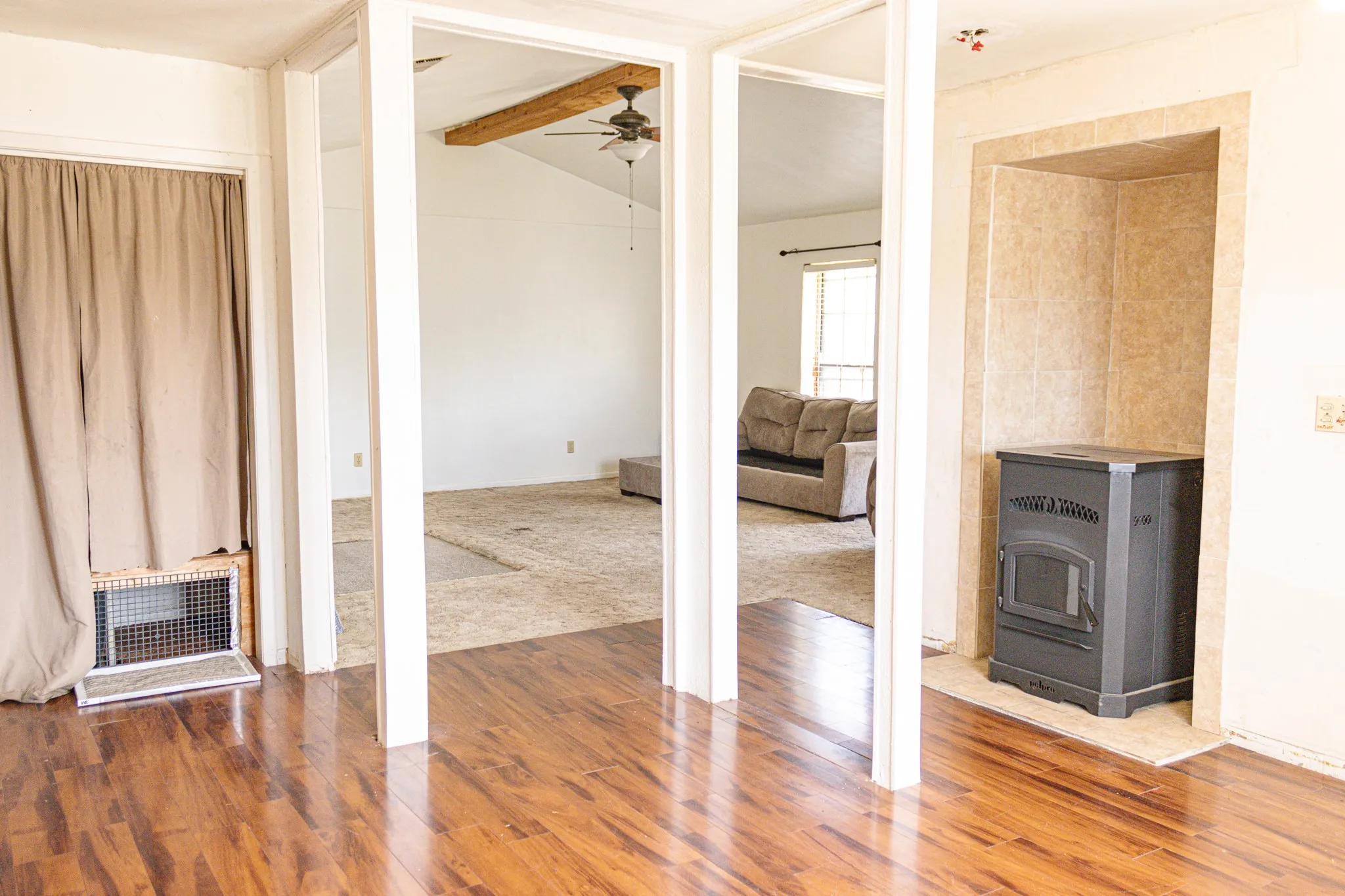 Single Family Residence For Sale in Stephens County , 10256 FM 1852, Breckenridge, Texas 76424, 2 Bedroom, 2 Bathroom, 1 Garage spaces, 1,725 Sqft, built in 1950, mls#21333777, Real Estate Agent in Breckenridge, Homes For Sale in Stephens county, Homes For Sale in Breckenridge, Realtor in Breckenridge Texas, Real Estate Brokerage Independent Realty Texas, Luminita Cordes Realtor
