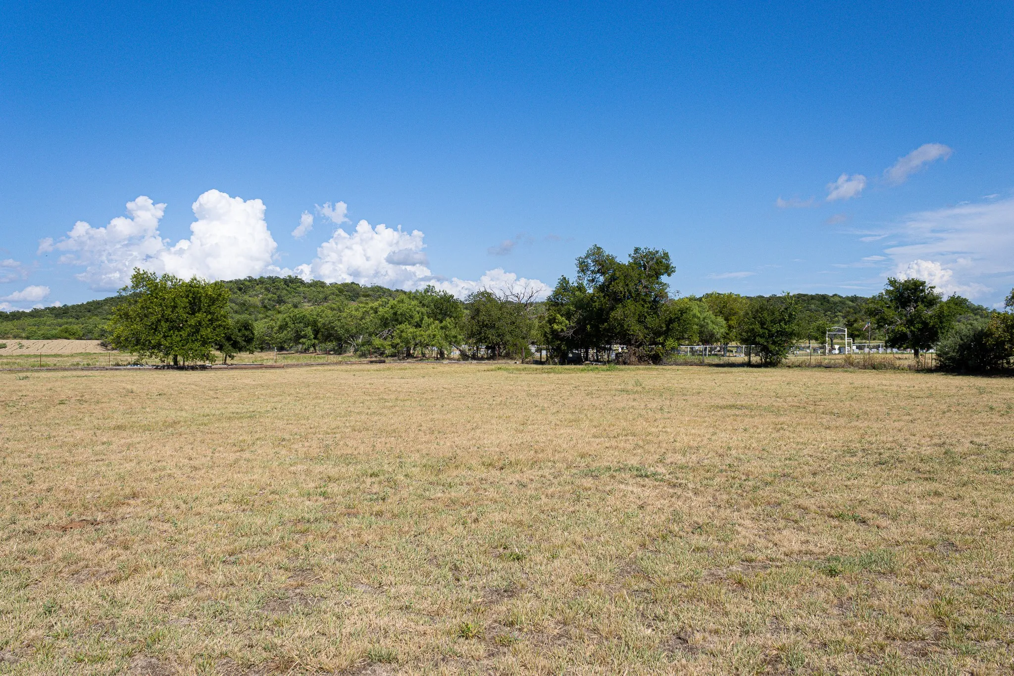 Single Family Residence For Sale in Stephens County , 10256 FM 1852, Breckenridge, Texas 76424, 2 Bedroom, 2 Bathroom, 1 Garage spaces, 1,725 Sqft, built in 1950, mls#21333777, Real Estate Agent in Breckenridge, Homes For Sale in Stephens county, Homes For Sale in Breckenridge, Realtor in Breckenridge Texas, Real Estate Brokerage Independent Realty Texas, Luminita Cordes Realtor