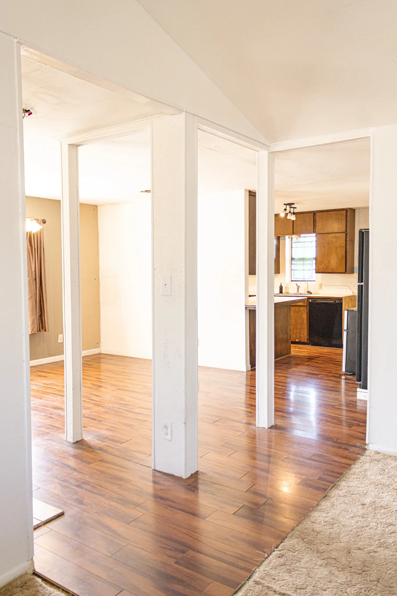 Single Family Residence For Sale in Stephens County , 10256 FM 1852, Breckenridge, Texas 76424, 2 Bedroom, 2 Bathroom, 1 Garage spaces, 1,725 Sqft, built in 1950, mls#21333777, Real Estate Agent in Breckenridge, Homes For Sale in Stephens county, Homes For Sale in Breckenridge, Realtor in Breckenridge Texas, Real Estate Brokerage Independent Realty Texas, Luminita Cordes Realtor