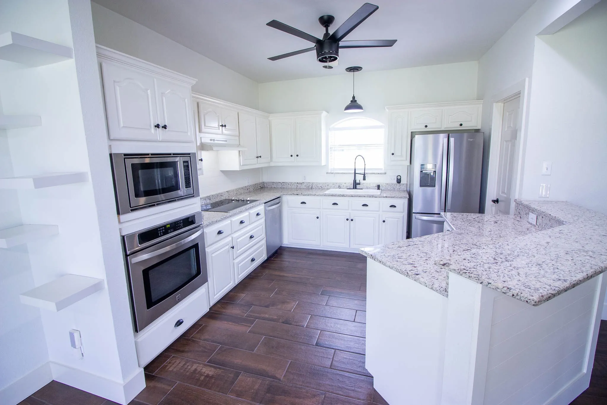 Farm For Sale in Kaufman County , 14720 Fm 2860, Kaufman, Texas 75142, 3 Bedroom, 2 Bathroom, 2 Garage spaces, 1,552 Sqft, built in 2000, mls#21332024, Real Estate Agent in Kaufman, Homes For Sale in Kaufman county, Homes For Sale in Kaufman, Realtor in Kaufman Texas, Real Estate Brokerage Independent Realty Texas, Luminita Cordes Realtor