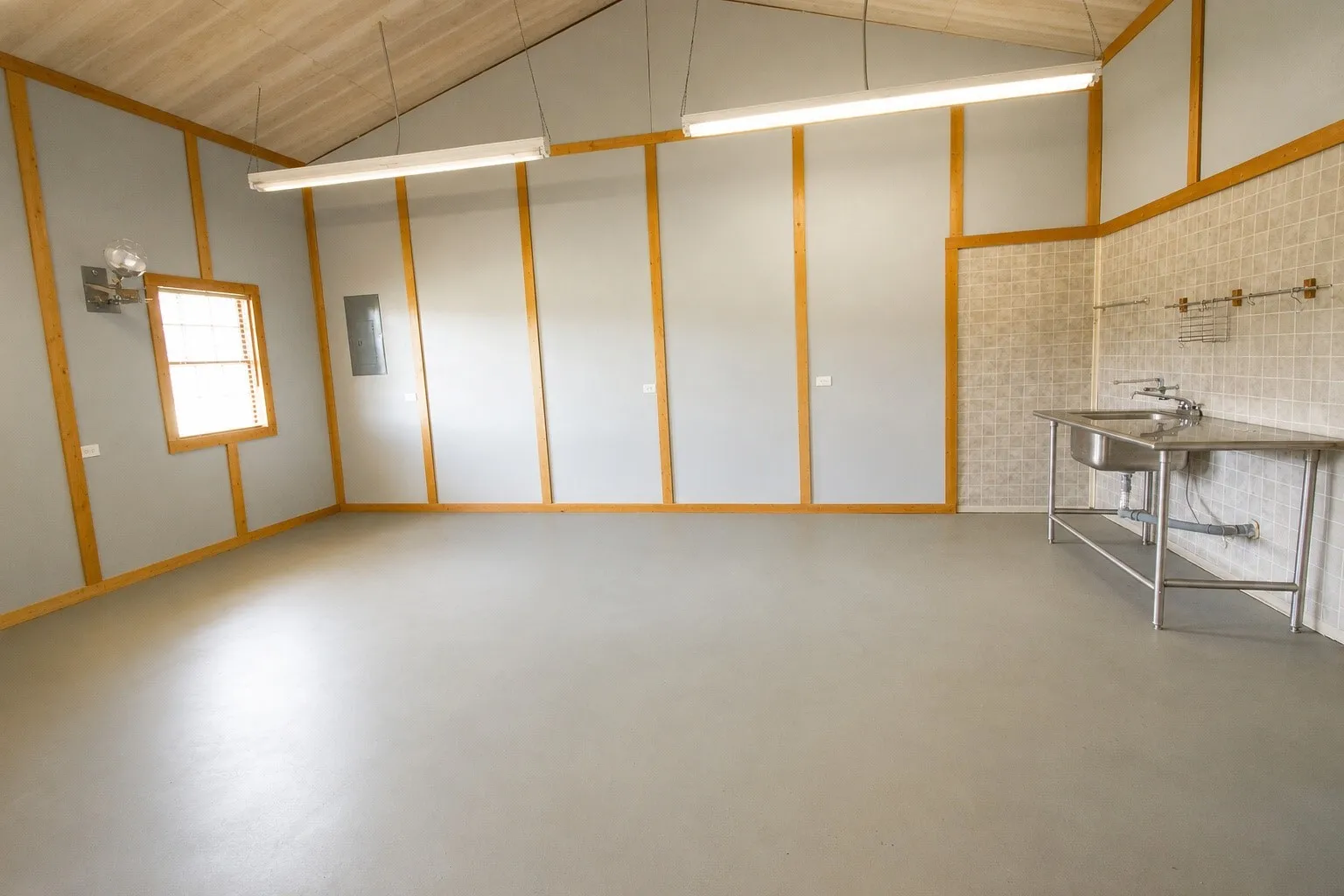 Farm For Sale in Kaufman County , 14720 Fm 2860, Kaufman, Texas 75142, 3 Bedroom, 2 Bathroom, 2 Garage spaces, 1,552 Sqft, built in 2000, mls#21332024, Real Estate Agent in Kaufman, Homes For Sale in Kaufman county, Homes For Sale in Kaufman, Realtor in Kaufman Texas, Real Estate Brokerage Independent Realty Texas, Luminita Cordes Realtor