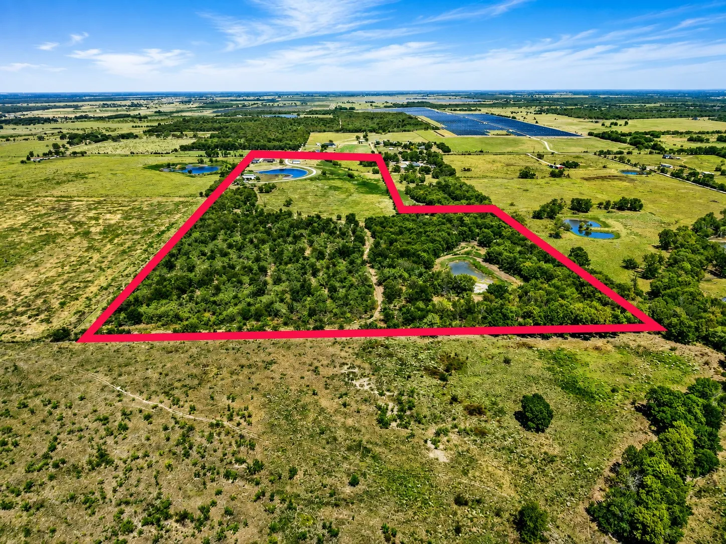 Farm For Sale in Kaufman County , 14720 Fm 2860, Kaufman, Texas 75142, 3 Bedroom, 2 Bathroom, 2 Garage spaces, 1,552 Sqft, built in 2000, mls#21332024, Real Estate Agent in Kaufman, Homes For Sale in Kaufman county, Homes For Sale in Kaufman, Realtor in Kaufman Texas, Real Estate Brokerage Independent Realty Texas, Luminita Cordes Realtor