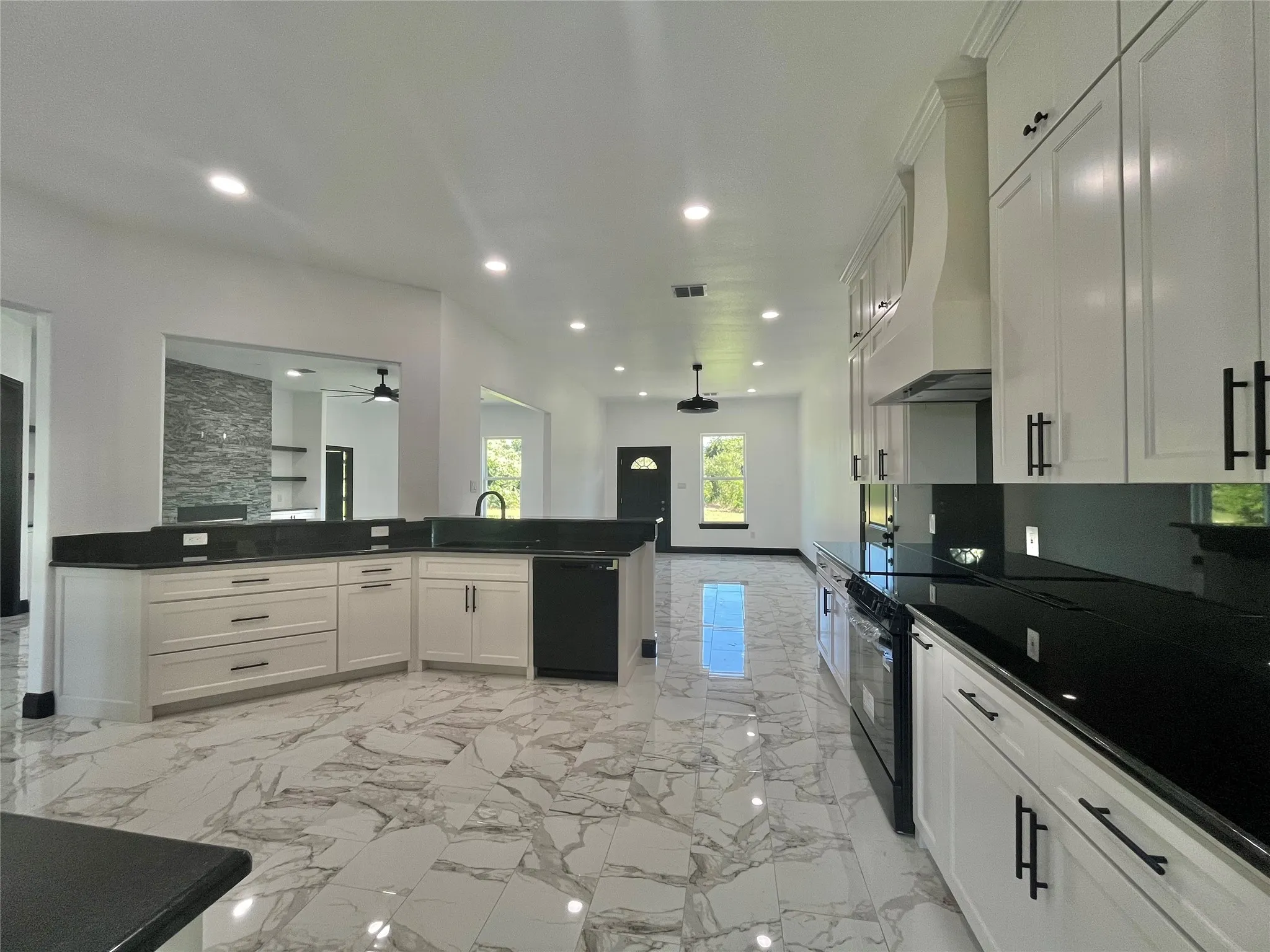 Single Family Residence For Sale in Parker County , 127 Valley Meadows Drive, Springtown, Texas 76082, 3 Bedrooms, 3 Bathrooms, 3 Garage spaces, 2,505 Sqft, built in 2026, Price $550,000, mls#21332084, Real Estate Agent in Springtown, Homes For Sale in Parker county, Homes For Sale in Springtown, Realtor in Springtown Texas, Real Estate Brokerage Independent Realty Texas, Luminita Cordes Realtor