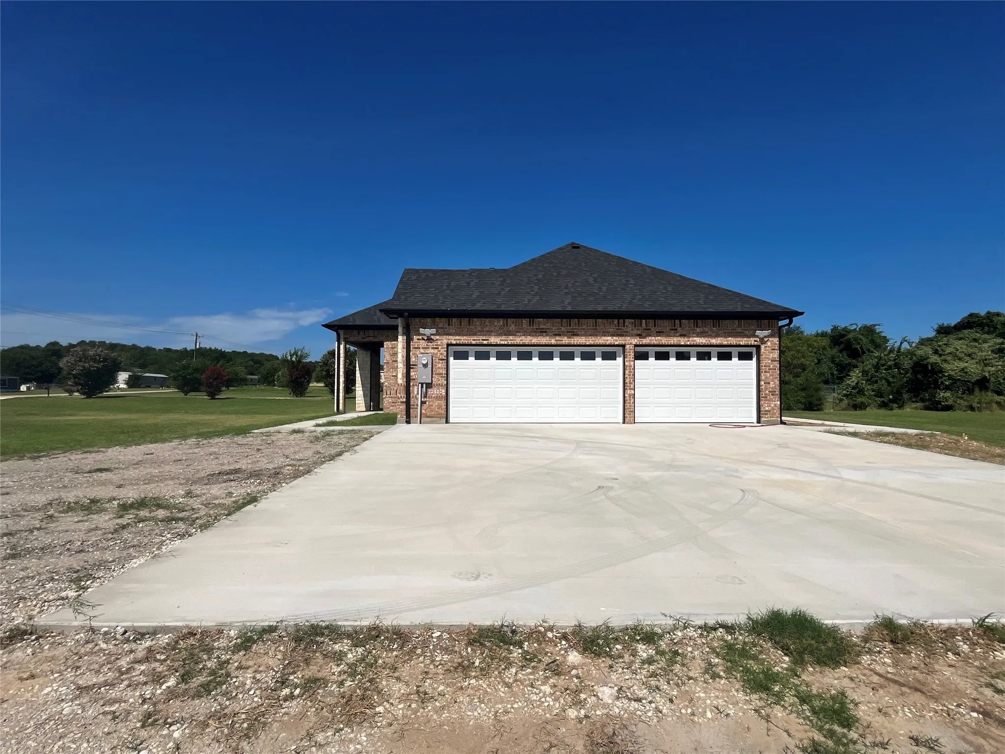 Single Family Residence For Sale in Parker County , 127 Valley Meadows Drive, Springtown, Texas 76082, 3 Bedrooms, 3 Bathrooms, 3 Garage spaces, 2,505 Sqft, built in 2026, Price $550,000, mls#21332084, Real Estate Agent in Springtown, Homes For Sale in Parker county, Homes For Sale in Springtown, Realtor in Springtown Texas, Real Estate Brokerage Independent Realty Texas, Luminita Cordes Realtor