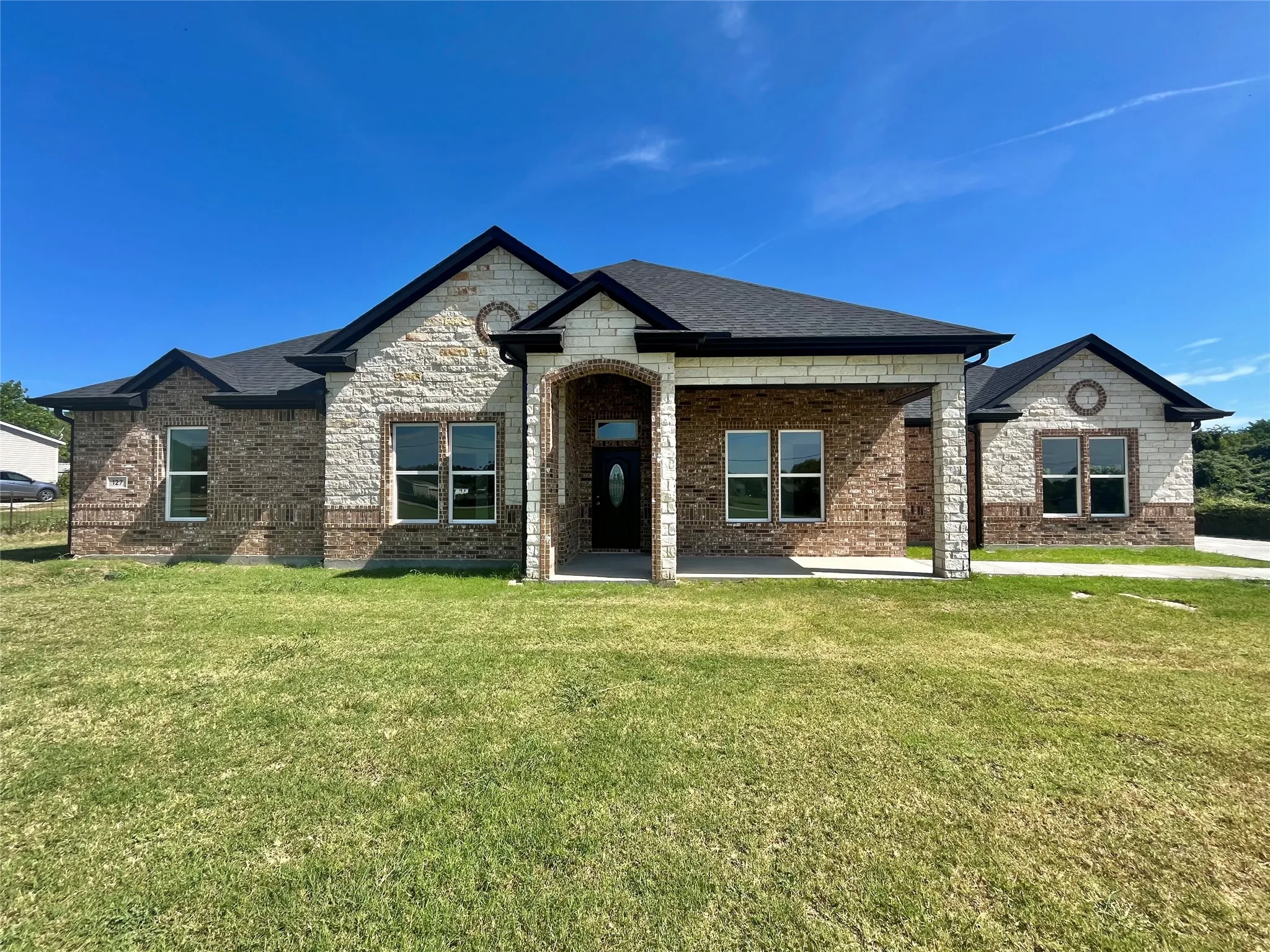 Single Family Residence For Sale in Parker County , 127 Valley Meadows Drive, Springtown, Texas 76082, 3 Bedrooms, 3 Bathrooms, 3 Garage spaces, 2,505 Sqft, built in 2026, Price $550,000, mls#21332084, Real Estate Agent in Springtown, Homes For Sale in Parker county, Homes For Sale in Springtown, Realtor in Springtown Texas, Real Estate Brokerage Independent Realty Texas, Luminita Cordes Realtor