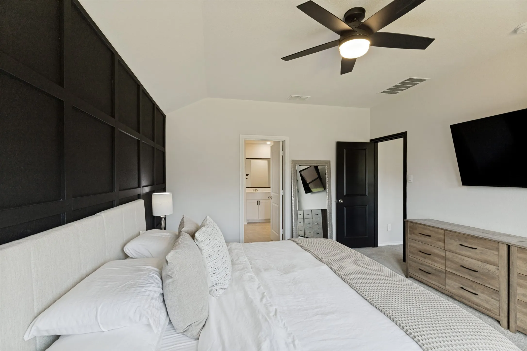 Single Family Residence For Sale in Tarrant County , 9465 Doverglen Drive, Fort Worth, Texas 76131, 4 Bedroom, 2 Bathroom, 2 Garage spaces, 1,852 Sqft, built in 2023, mls#21333778, Real Estate Agent in Fort Worth, Homes For Sale in Tarrant county, Homes For Sale in Fort Worth, Realtor in Fort Worth Texas, Real Estate Brokerage Independent Realty Texas, Luminita Cordes Realtor