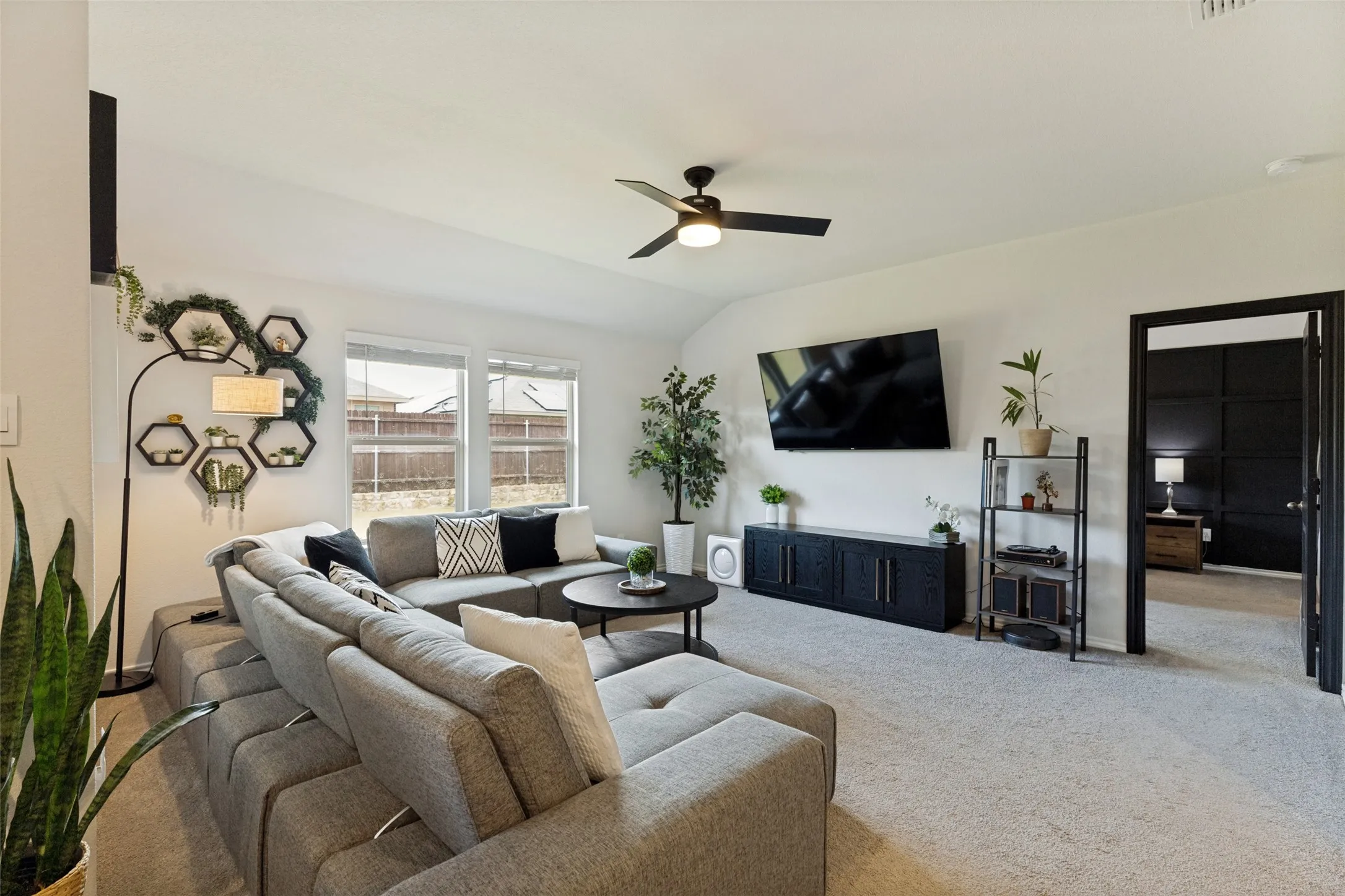 Single Family Residence For Sale in Tarrant County , 9465 Doverglen Drive, Fort Worth, Texas 76131, 4 Bedroom, 2 Bathroom, 2 Garage spaces, 1,852 Sqft, built in 2023, mls#21333778, Real Estate Agent in Fort Worth, Homes For Sale in Tarrant county, Homes For Sale in Fort Worth, Realtor in Fort Worth Texas, Real Estate Brokerage Independent Realty Texas, Luminita Cordes Realtor