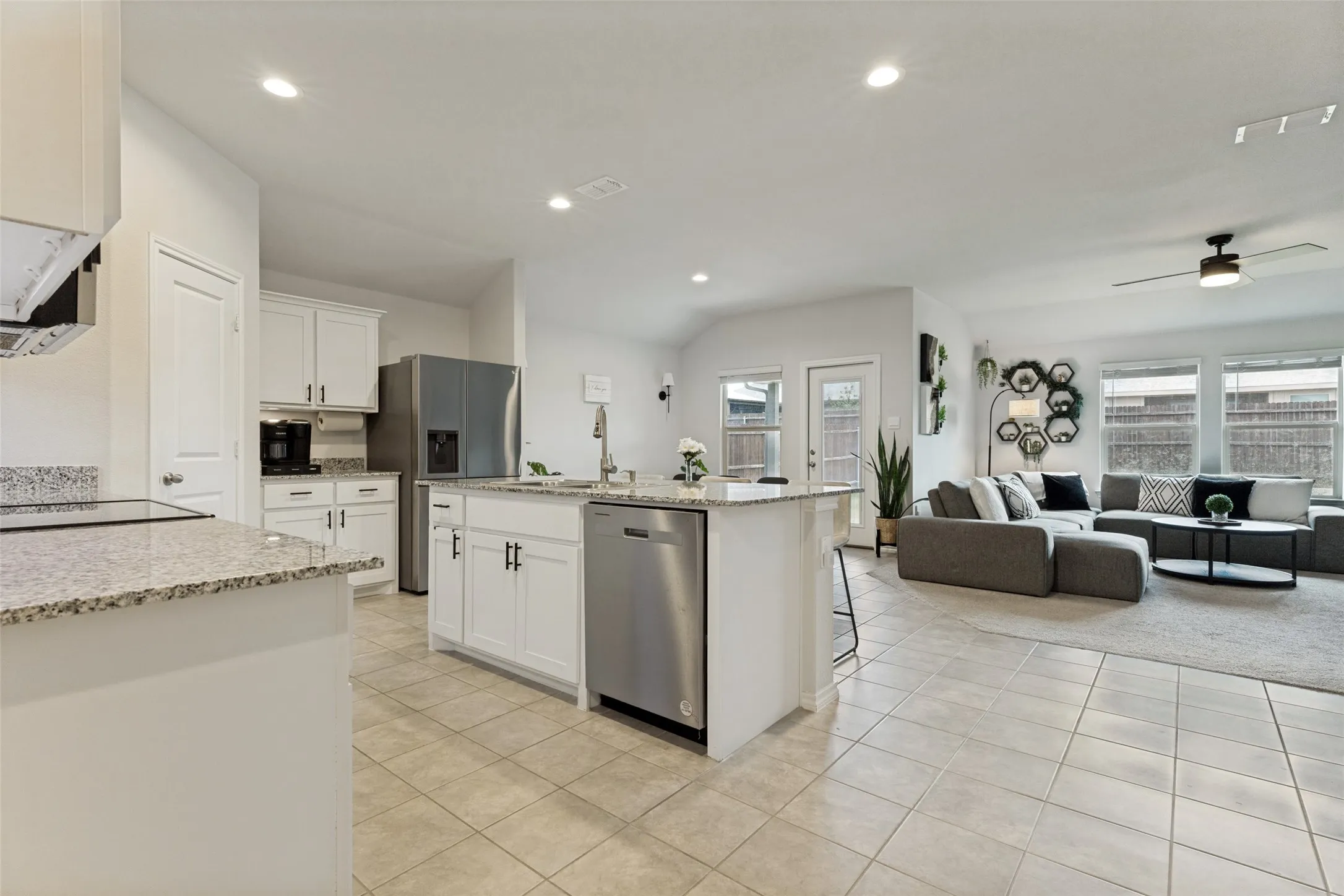Single Family Residence For Sale in Tarrant County , 9465 Doverglen Drive, Fort Worth, Texas 76131, 4 Bedroom, 2 Bathroom, 2 Garage spaces, 1,852 Sqft, built in 2023, mls#21333778, Real Estate Agent in Fort Worth, Homes For Sale in Tarrant county, Homes For Sale in Fort Worth, Realtor in Fort Worth Texas, Real Estate Brokerage Independent Realty Texas, Luminita Cordes Realtor