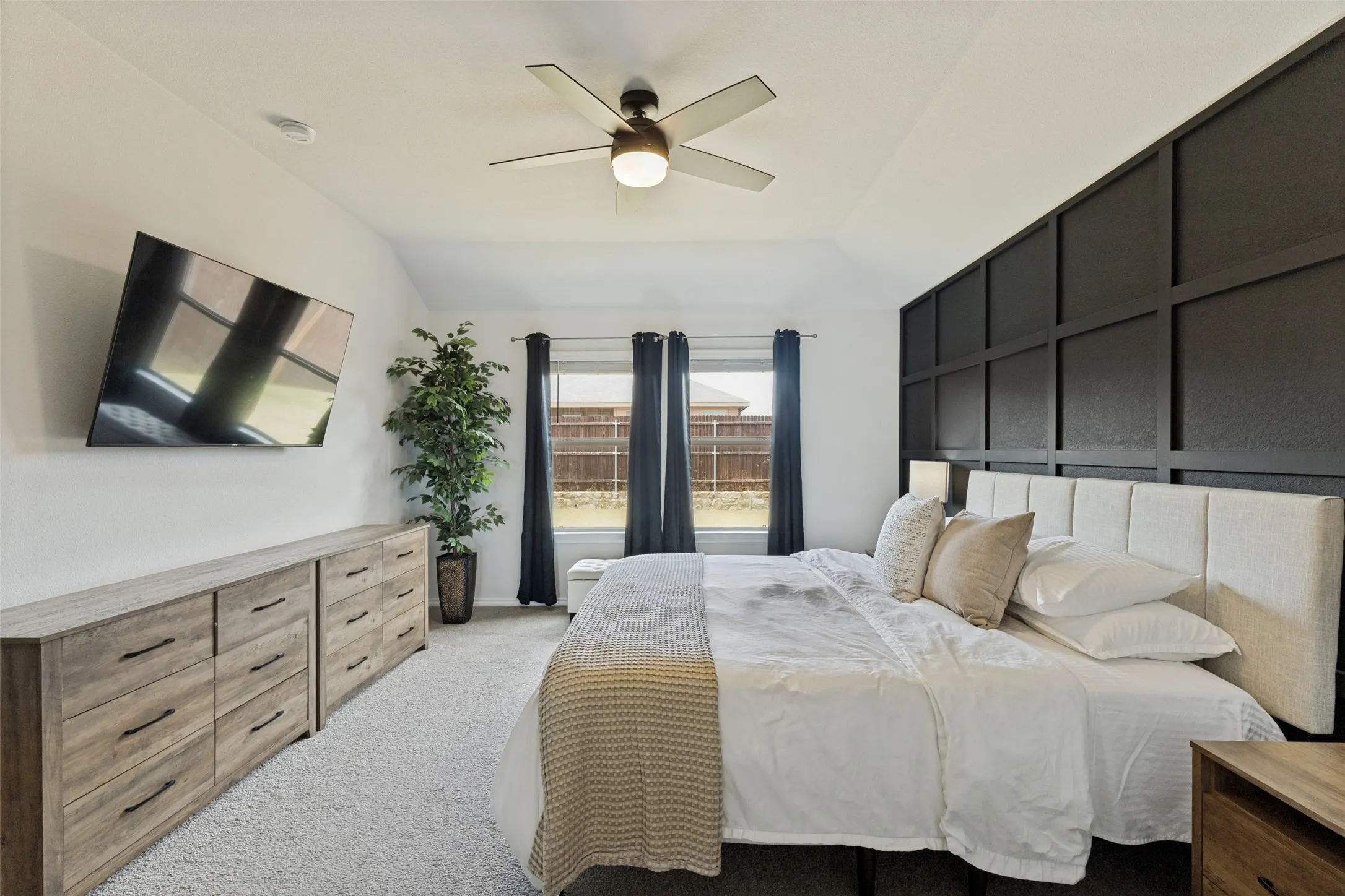 Single Family Residence For Sale in Tarrant County , 9465 Doverglen Drive, Fort Worth, Texas 76131, 4 Bedroom, 2 Bathroom, 2 Garage spaces, 1,852 Sqft, built in 2023, mls#21333778, Real Estate Agent in Fort Worth, Homes For Sale in Tarrant county, Homes For Sale in Fort Worth, Realtor in Fort Worth Texas, Real Estate Brokerage Independent Realty Texas, Luminita Cordes Realtor
