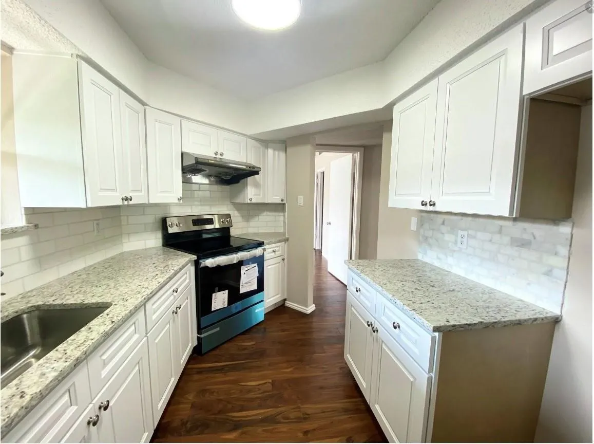 Condominium For Rent in Collin County , 3101 Townbluff Drive 423, Plano, Texas 75075, 3 Bedroom, 2 Bathroom, 1 Garage spaces, 1,228 Sqft, built in 1982, mls#21333810, Real Estate Agent in Plano, Homes For Rent in Collin county, Homes For Rent in Plano, Realtor in Plano Texas, Real Estate Brokerage Independent Realty Texas, Luminita Cordes Realtor