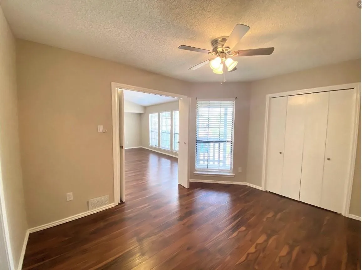 Condominium For Rent in Collin County , 3101 Townbluff Drive 423, Plano, Texas 75075, 3 Bedroom, 2 Bathroom, 1 Garage spaces, 1,228 Sqft, built in 1982, mls#21333810, Real Estate Agent in Plano, Homes For Rent in Collin county, Homes For Rent in Plano, Realtor in Plano Texas, Real Estate Brokerage Independent Realty Texas, Luminita Cordes Realtor