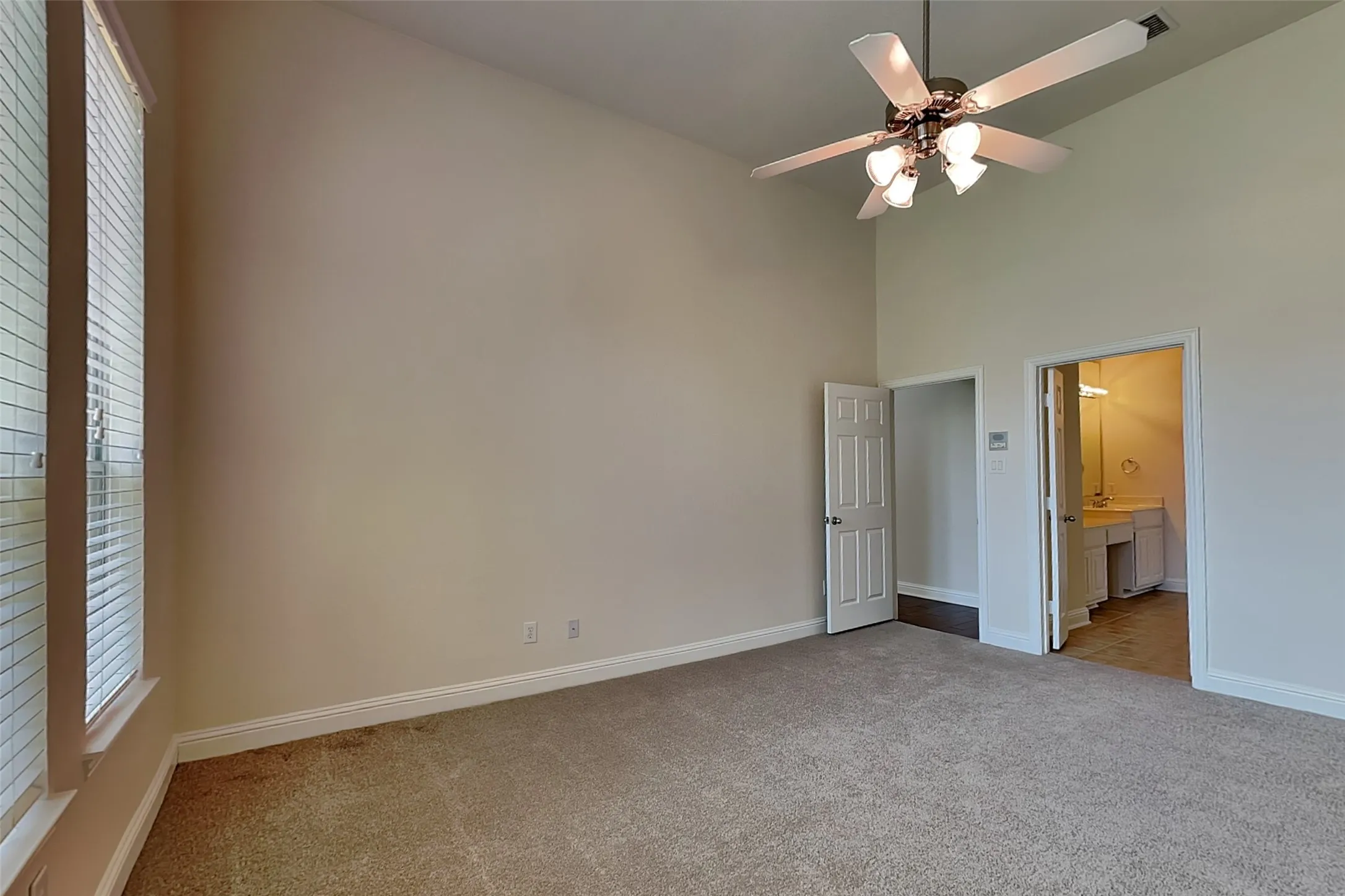 Single Family Residence For Rent in Denton County , 3404 Pilgrim Drive, Frisco, Texas 75034, 5 Bedroom, 4 Bathroom, 1 Garage spaces, 3,421 Sqft, built in 2005, mls#21333811, Real Estate Agent in Frisco, Homes For Rent in Denton county, Homes For Rent in Frisco, Realtor in Frisco Texas, Real Estate Brokerage Independent Realty Texas, Luminita Cordes Realtor