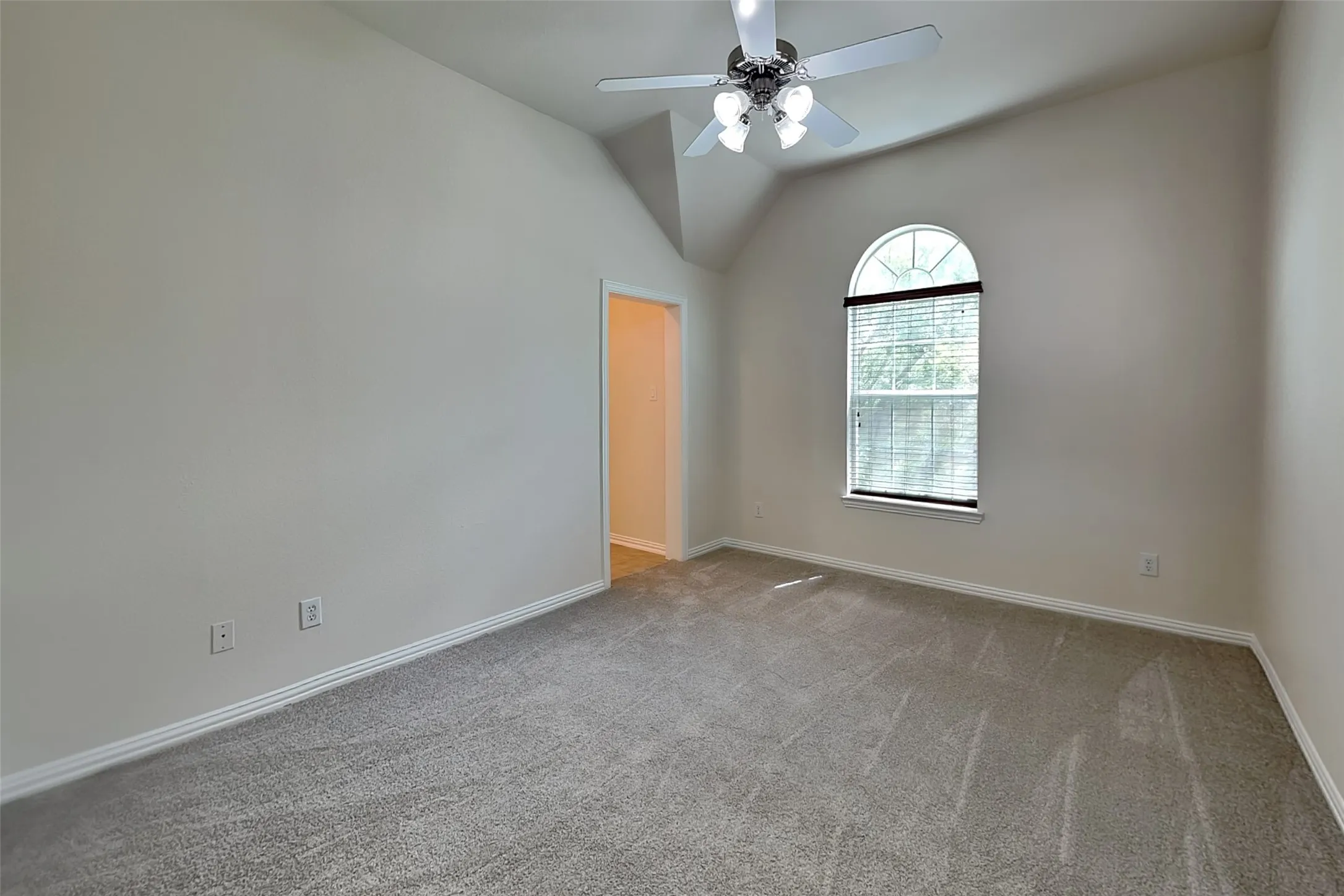 Single Family Residence For Rent in Denton County , 3404 Pilgrim Drive, Frisco, Texas 75034, 5 Bedroom, 4 Bathroom, 1 Garage spaces, 3,421 Sqft, built in 2005, mls#21333811, Real Estate Agent in Frisco, Homes For Rent in Denton county, Homes For Rent in Frisco, Realtor in Frisco Texas, Real Estate Brokerage Independent Realty Texas, Luminita Cordes Realtor