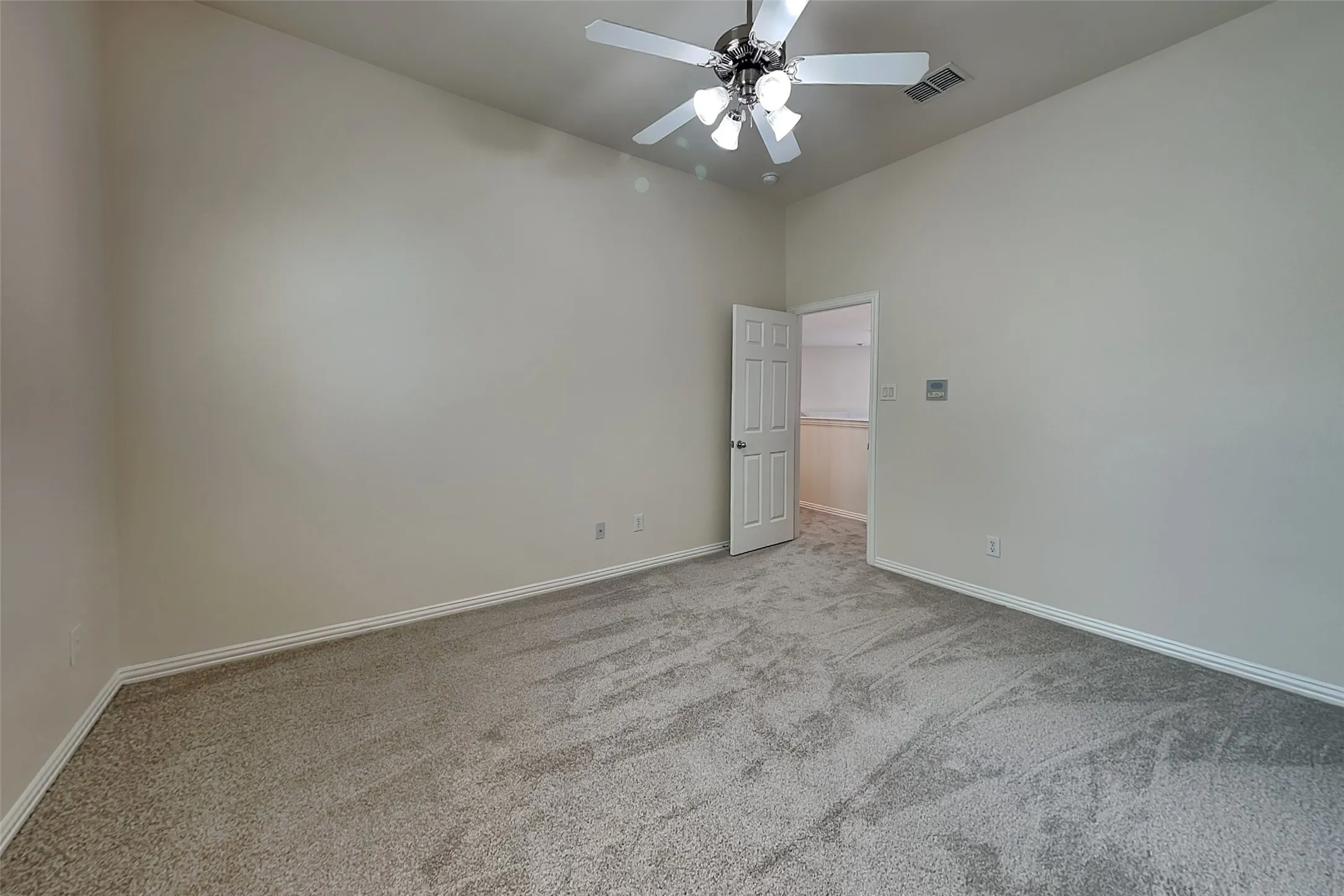 Single Family Residence For Rent in Denton County , 3404 Pilgrim Drive, Frisco, Texas 75034, 5 Bedroom, 4 Bathroom, 1 Garage spaces, 3,421 Sqft, built in 2005, mls#21333811, Real Estate Agent in Frisco, Homes For Rent in Denton county, Homes For Rent in Frisco, Realtor in Frisco Texas, Real Estate Brokerage Independent Realty Texas, Luminita Cordes Realtor