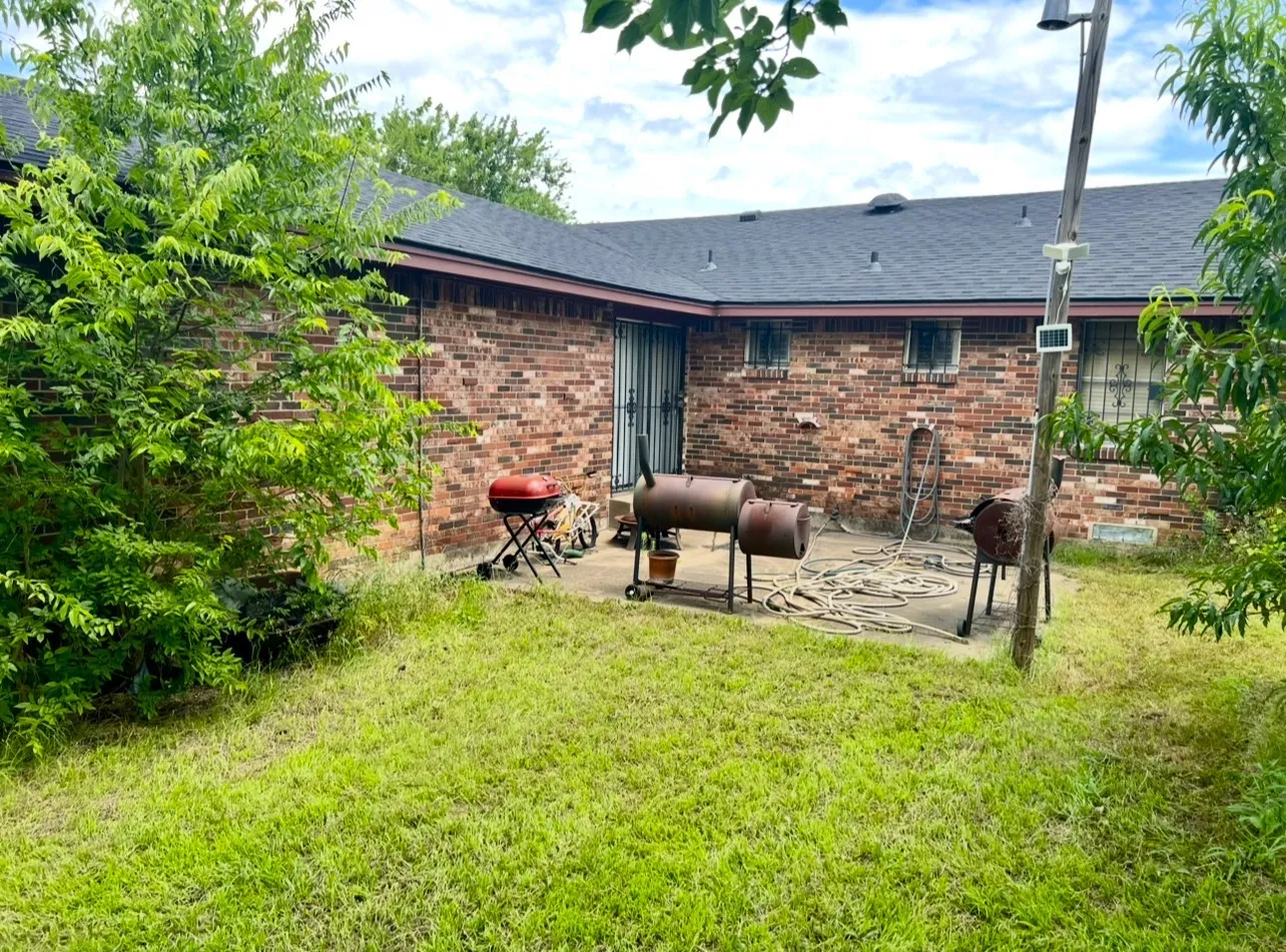 Single Family Residence For Sale in Dallas County , 1244 Serenade, Dallas, Texas 75241, 3 Bedroom, 2 Bathroom, 2 Garage spaces, 1,789 Sqft, built in 1962, mls#21333815, Real Estate Agent in Dallas, Homes For Sale in Dallas county, Homes For Sale in Dallas, Realtor in Dallas Texas, Real Estate Brokerage Independent Realty Texas, Luminita Cordes Realtor