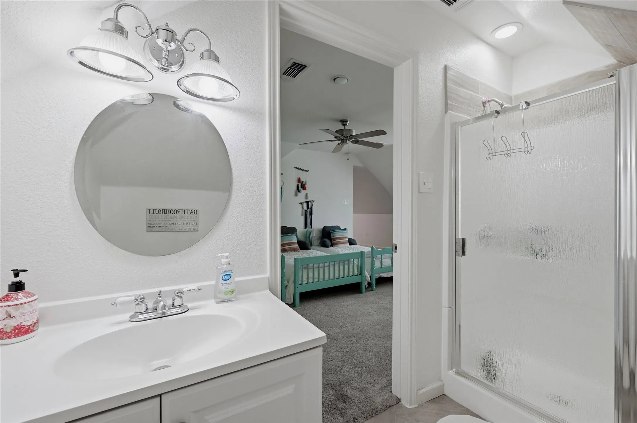 Single Family Residence For Sale in Cooke County , 102 Mohawk Cove, Lake Kiowa, Texas 76240, 4 Bedrooms, 3 Bathrooms, 2 Garage spaces, 2,896 Sqft, built in 1994, Price $994,500, mls#21332955, Real Estate Agent in Lake Kiowa, Homes For Sale in Cooke county, Homes For Sale in Lake Kiowa, Realtor in Lake Kiowa Texas, Real Estate Brokerage Independent Realty Texas, Luminita Cordes Realtor
