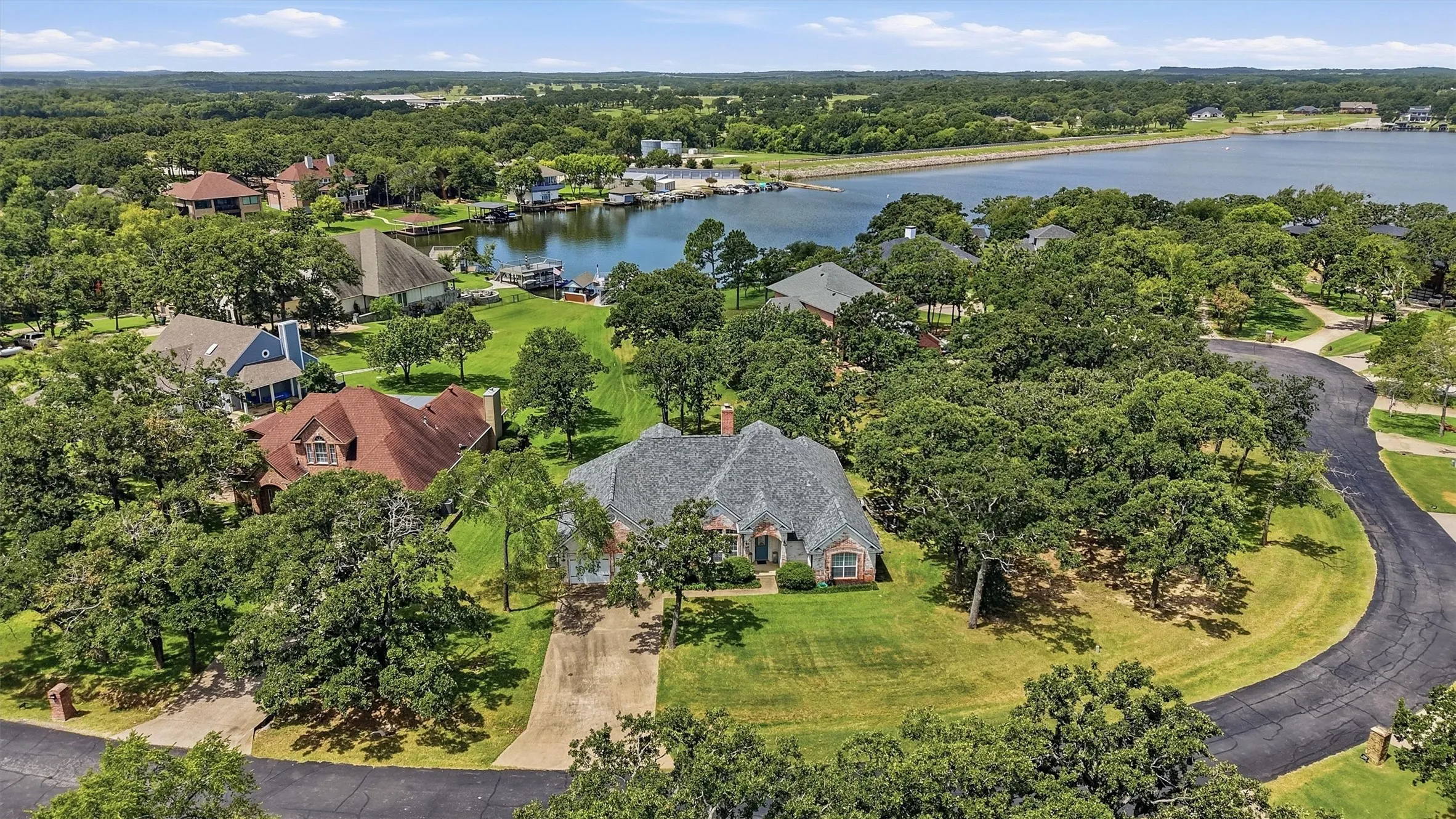 Single Family Residence For Sale in Cooke County , 102 Mohawk Cove, Lake Kiowa, Texas 76240, 4 Bedrooms, 3 Bathrooms, 2 Garage spaces, 2,896 Sqft, built in 1994, Price $994,500, mls#21332955, Real Estate Agent in Lake Kiowa, Homes For Sale in Cooke county, Homes For Sale in Lake Kiowa, Realtor in Lake Kiowa Texas, Real Estate Brokerage Independent Realty Texas, Luminita Cordes Realtor