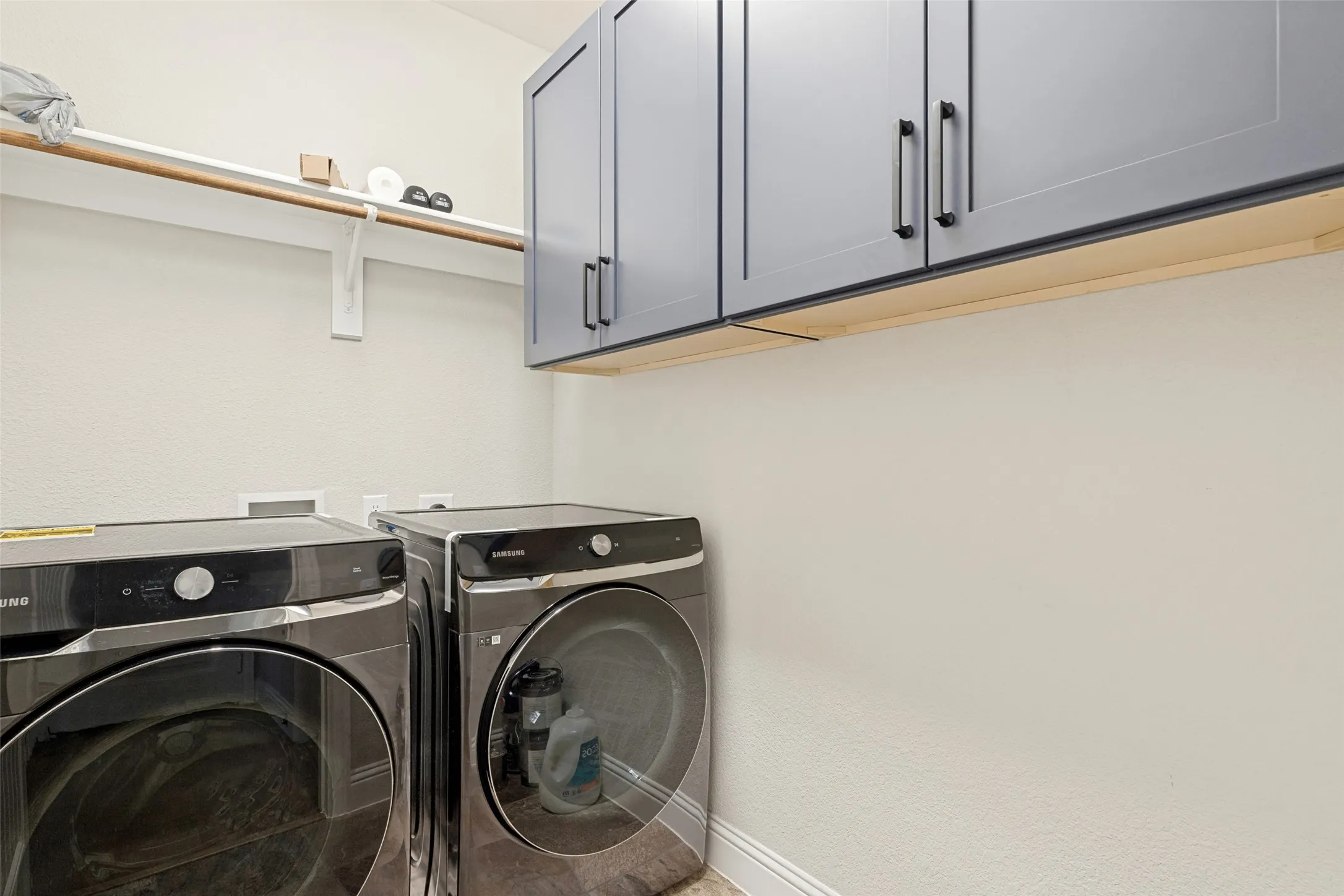 Single Family Residence For Sale in Denton County , 5805 Pensby Drive, Celina, Texas 76227, 4 Bedroom, 4 Bathroom, 2 Garage spaces, 2,804 Sqft, built in 2021, mls#21332768, Real Estate Agent in Celina, Homes For Sale in Denton county, Homes For Sale in Celina, Realtor in Celina Texas, Real Estate Brokerage Independent Realty Texas, Luminita Cordes Realtor