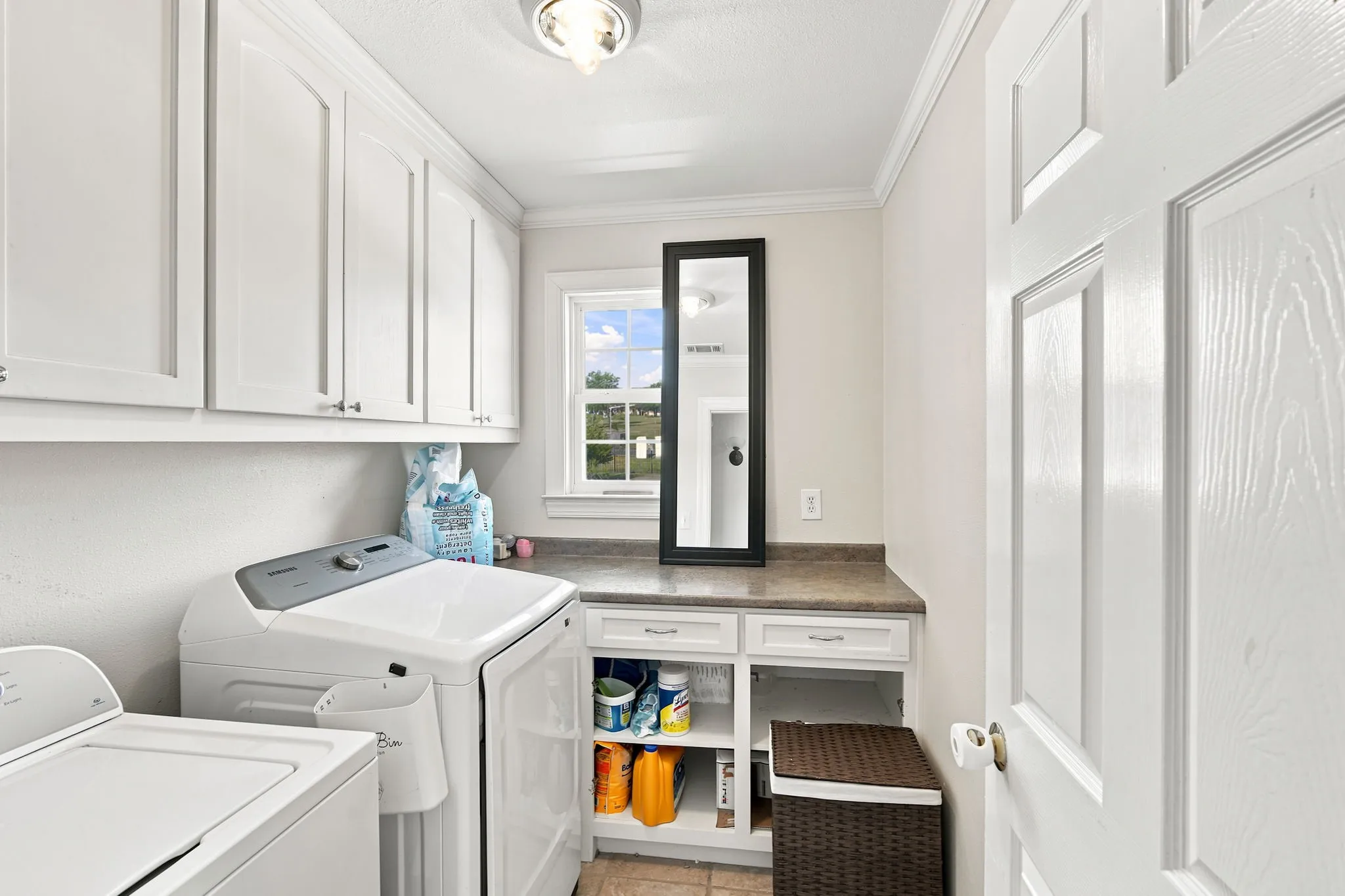 Single Family Residence For Sale in Kaufman County , 4855 Stitzle Road, Crandall, Texas 75114, 4 Bedroom, 3 Bathroom, 2 Garage spaces, 2,748 Sqft, built in 2006, mls#21333461, Real Estate Agent in Crandall, Homes For Sale in Kaufman county, Homes For Sale in Crandall, Realtor in Crandall Texas, Real Estate Brokerage Independent Realty Texas, Luminita Cordes Realtor