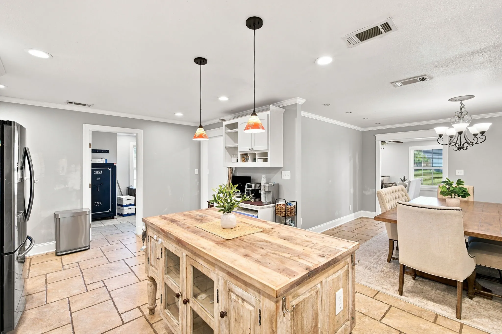Single Family Residence For Sale in Kaufman County , 4855 Stitzle Road, Crandall, Texas 75114, 4 Bedroom, 3 Bathroom, 2 Garage spaces, 2,748 Sqft, built in 2006, mls#21333461, Real Estate Agent in Crandall, Homes For Sale in Kaufman county, Homes For Sale in Crandall, Realtor in Crandall Texas, Real Estate Brokerage Independent Realty Texas, Luminita Cordes Realtor