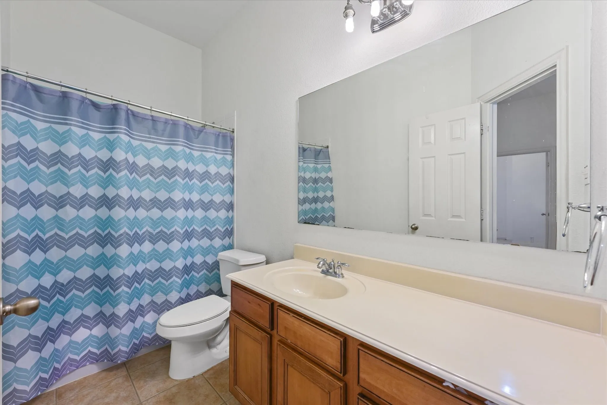 Single Family Residence For Sale in Kaufman County , 772 Glen Hollow Trail, Forney, Texas 75126, 3 Bedroom, 2 Bathroom, 2 Garage spaces, 2,800 Sqft, built in 2007, mls#21333407, Real Estate Agent in Forney, Homes For Sale in Kaufman county, Homes For Sale in Forney, Realtor in Forney Texas, Real Estate Brokerage Independent Realty Texas, Luminita Cordes Realtor