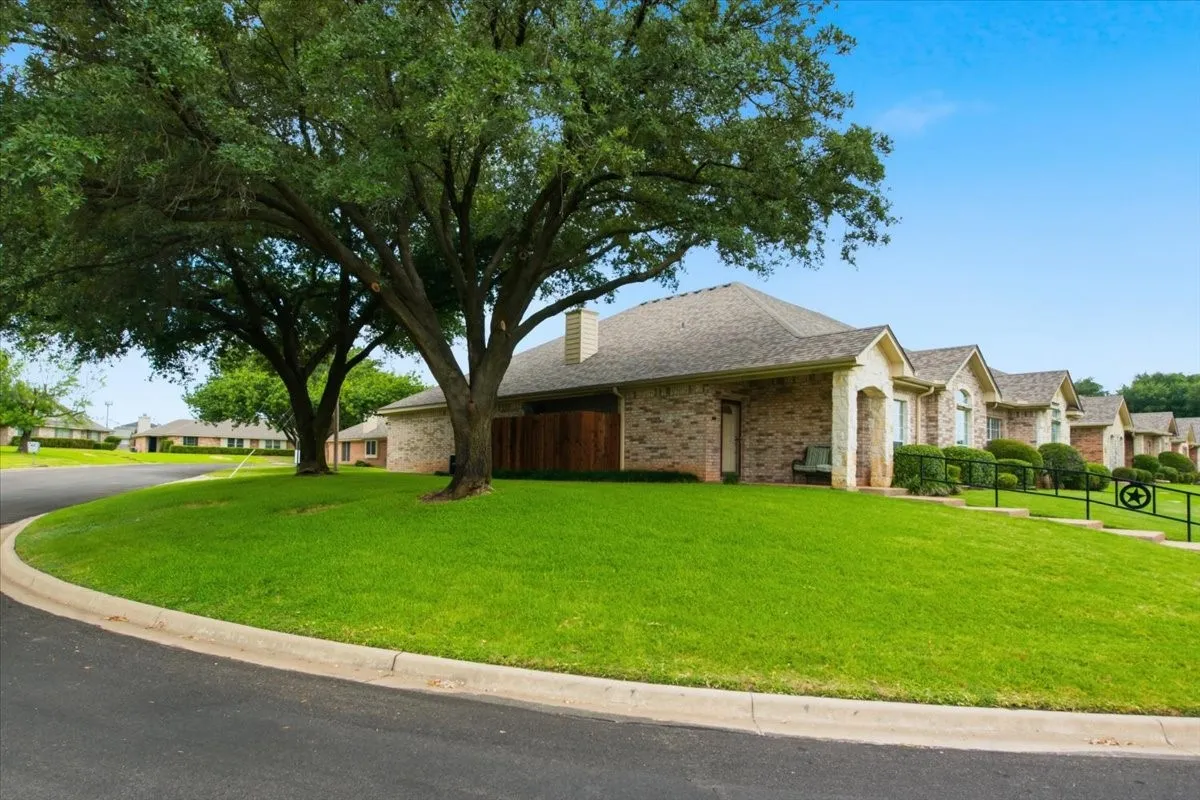 Side view of home on corner lot