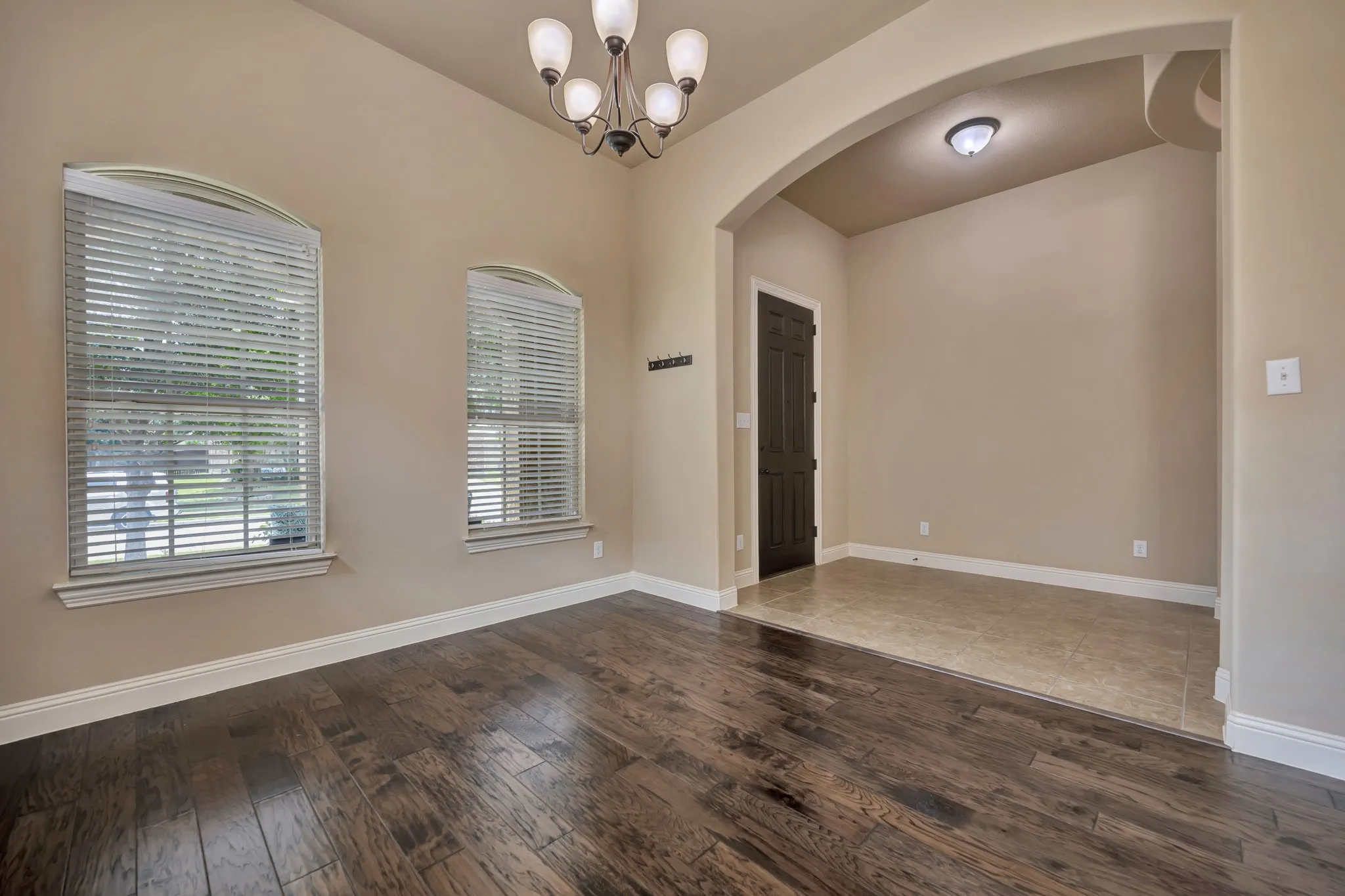 Dining room or flex space