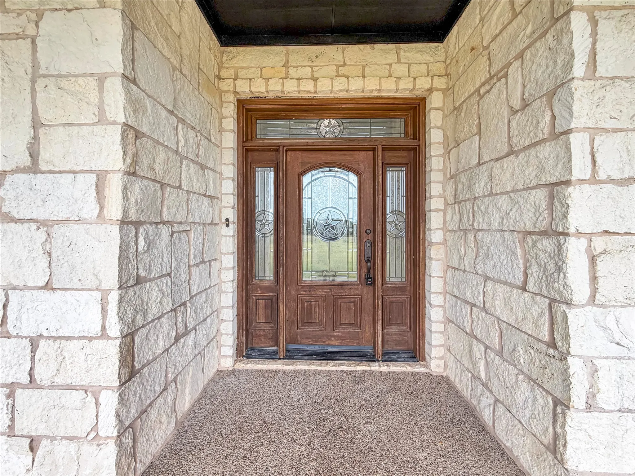 Single Family Residence For Sale in Mc Lennan County , 1008 Bosque Ridge Road, Crawford, Texas 76638, 3 Bedrooms, 2 Bathrooms, 2 Garage spaces, 2,313 Sqft, built in 2003, Price $739,000, mls#21316452, Real Estate Agent in Crawford, Homes For Sale in Mc Lennan county, Homes For Sale in Crawford, Realtor in Crawford Texas, Real Estate Brokerage Independent Realty Texas, Luminita Cordes Realtor