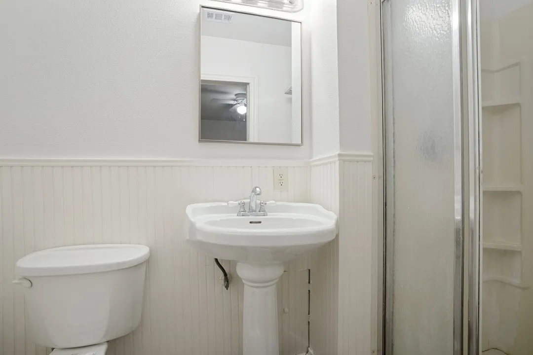 Single Family Residence For Rent in Denton County , 3110 Heather Lane, Denton, Texas 76209, 4 Bedroom, 2 Bathroom, Garage spaces, 1,389 Sqft, built in 1970, mls#21331934, Real Estate Agent in Denton, Homes For Rent in Denton county, Homes For Rent in Denton, Realtor in Denton Texas, Real Estate Brokerage Independent Realty Texas, Luminita Cordes Realtor