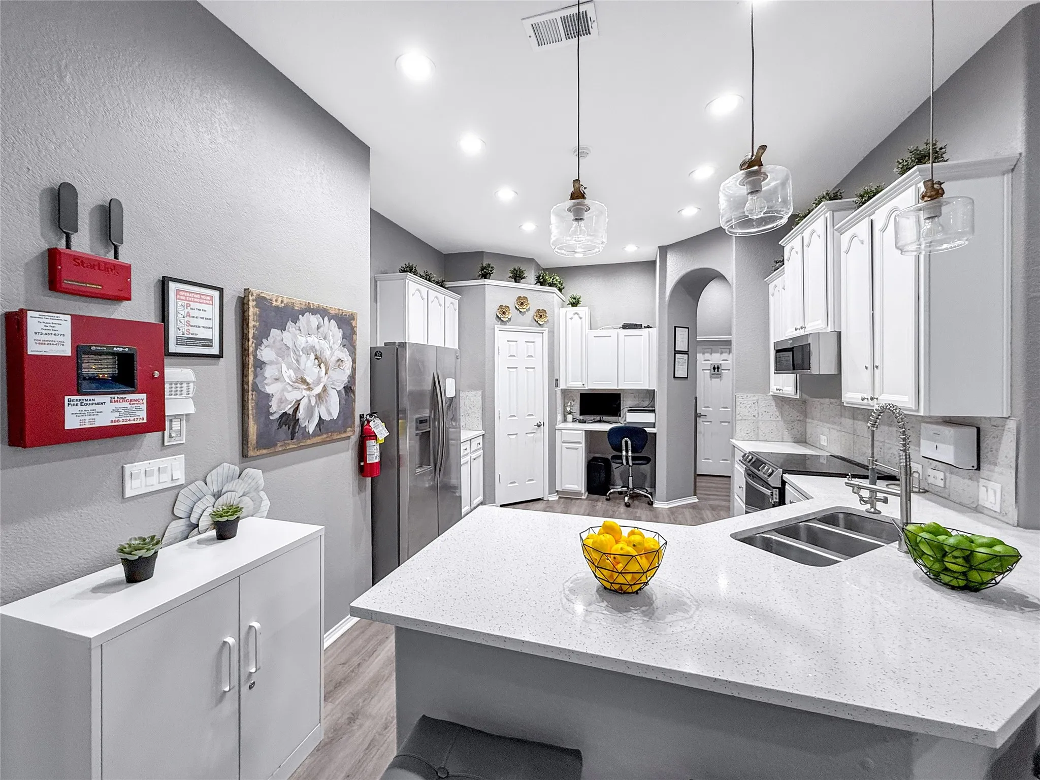 Single Family Residence For Sale in Collin County , 13305 Wimberley Drive, Frisco, Texas 75035, 9 Bedrooms, 4 Bathrooms, Garage spaces, 3,167 Sqft, built in 2010, Price $1,195,000, mls#21333846, Real Estate Agent in Frisco, Homes For Sale in Collin county, Homes For Sale in Frisco, Realtor in Frisco Texas, Real Estate Brokerage Independent Realty Texas, Luminita Cordes Realtor