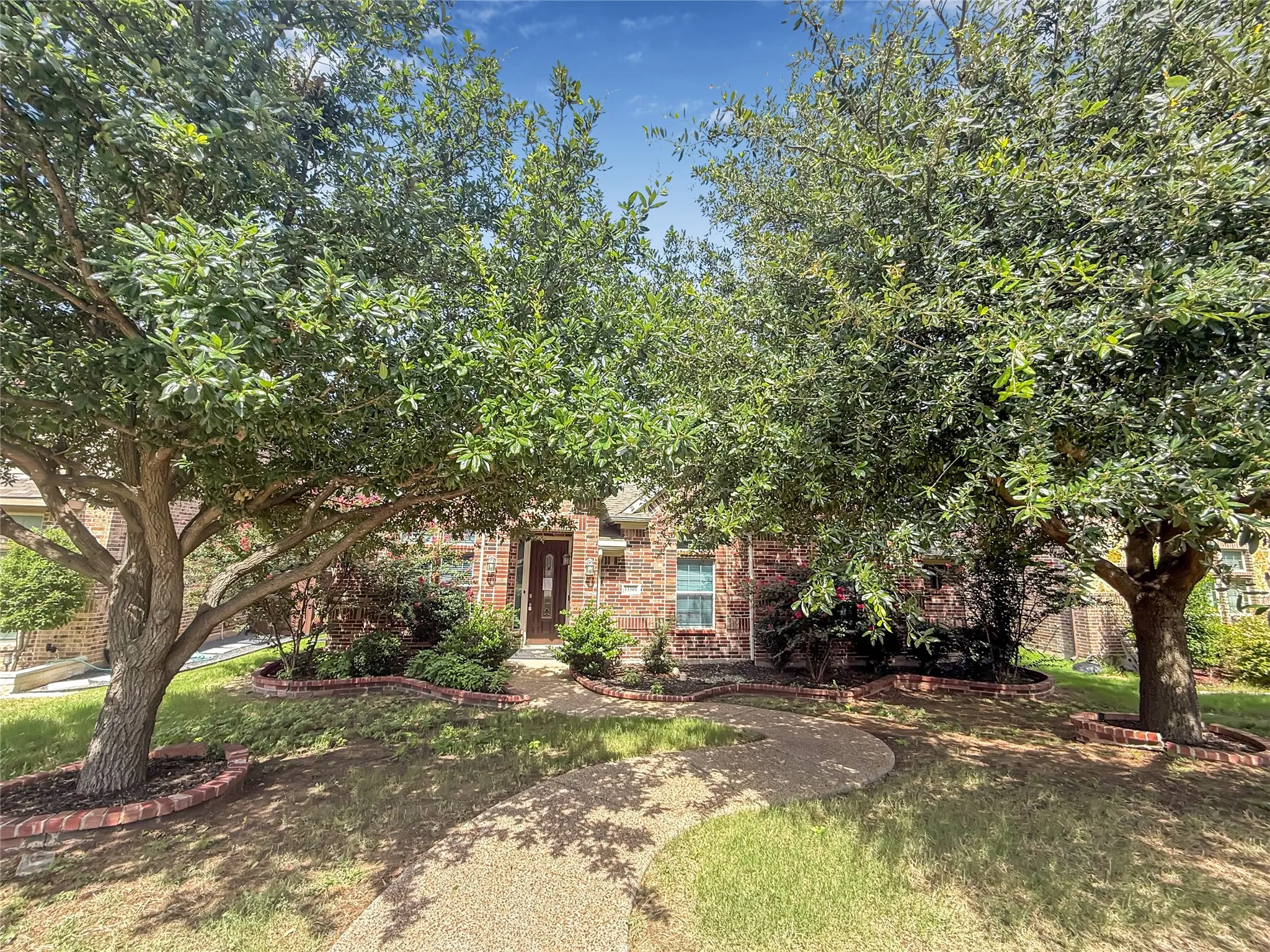 Single Family Residence For Sale in Collin County , 13305 Wimberley Drive, Frisco, Texas 75035, 9 Bedrooms, 4 Bathrooms, Garage spaces, 3,167 Sqft, built in 2010, Price $1,195,000, mls#21333846, Real Estate Agent in Frisco, Homes For Sale in Collin county, Homes For Sale in Frisco, Realtor in Frisco Texas, Real Estate Brokerage Independent Realty Texas, Luminita Cordes Realtor