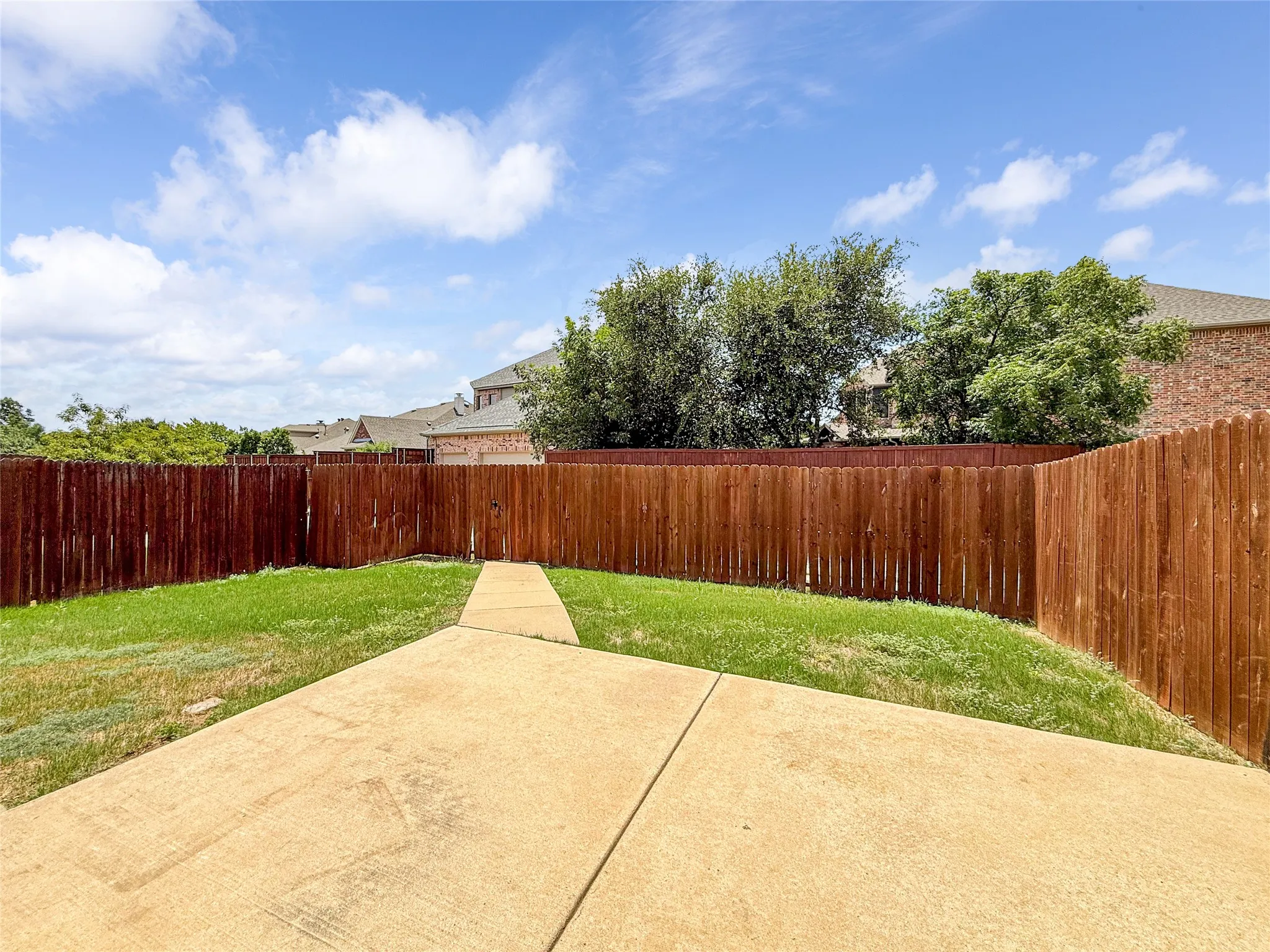 Single Family Residence For Sale in Denton County , 3259 Cedar Creek Trail, Frisco, Texas 75034, 9 Bedrooms, 4 Bathrooms, Garage spaces, 3,166 Sqft, built in 2011, Price $1,165,000, mls#21333850, Real Estate Agent in Frisco, Homes For Sale in Denton county, Homes For Sale in Frisco, Realtor in Frisco Texas, Real Estate Brokerage Independent Realty Texas, Luminita Cordes Realtor