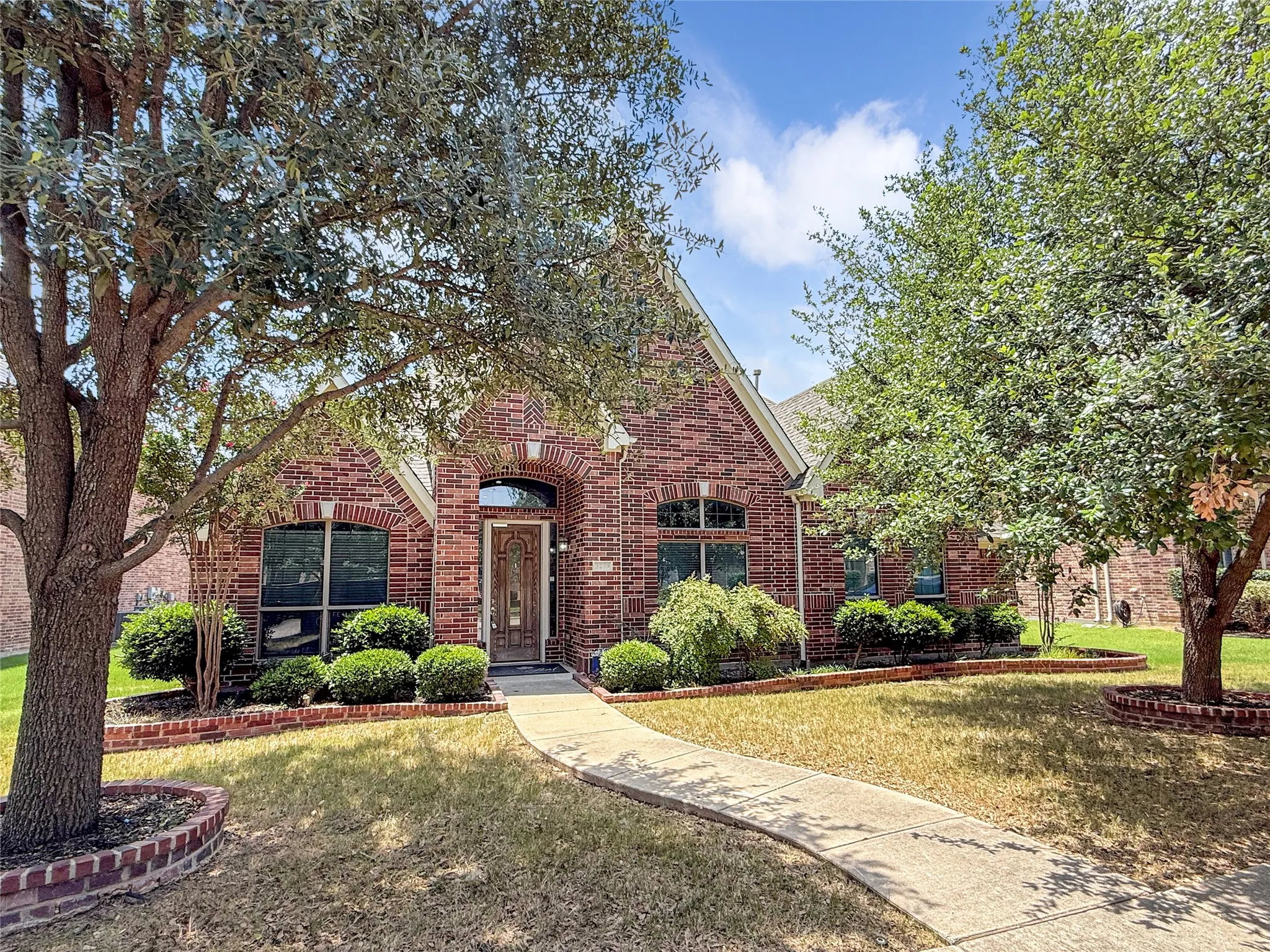 Single Family Residence For Sale in Denton County , 3259 Cedar Creek Trail, Frisco, Texas 75034, 9 Bedrooms, 4 Bathrooms, Garage spaces, 3,166 Sqft, built in 2011, Price $1,165,000, mls#21333850, Real Estate Agent in Frisco, Homes For Sale in Denton county, Homes For Sale in Frisco, Realtor in Frisco Texas, Real Estate Brokerage Independent Realty Texas, Luminita Cordes Realtor