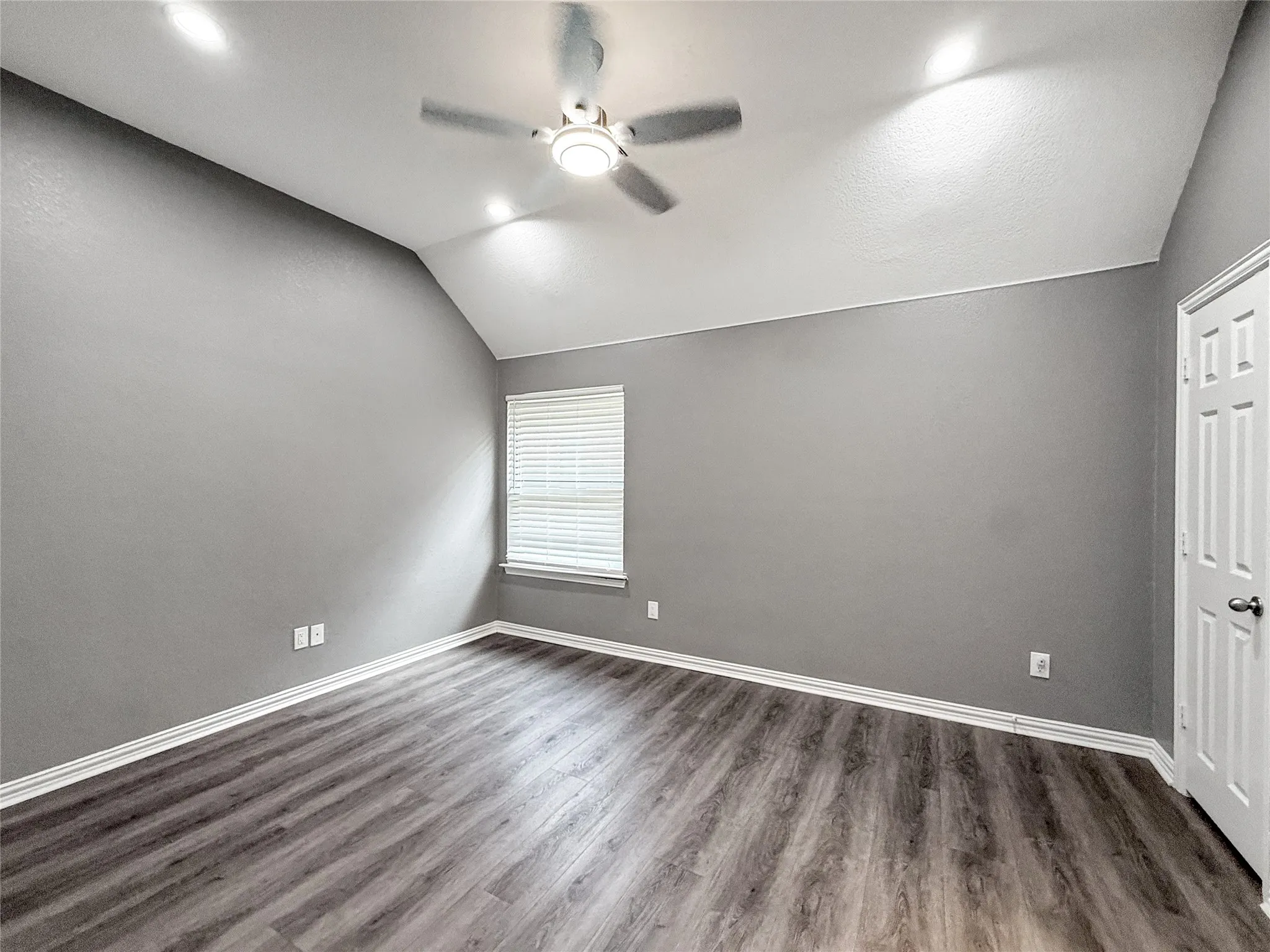 Single Family Residence For Sale in Denton County , 3259 Cedar Creek Trail, Frisco, Texas 75034, 9 Bedrooms, 4 Bathrooms, Garage spaces, 3,166 Sqft, built in 2011, Price $1,165,000, mls#21333850, Real Estate Agent in Frisco, Homes For Sale in Denton county, Homes For Sale in Frisco, Realtor in Frisco Texas, Real Estate Brokerage Independent Realty Texas, Luminita Cordes Realtor