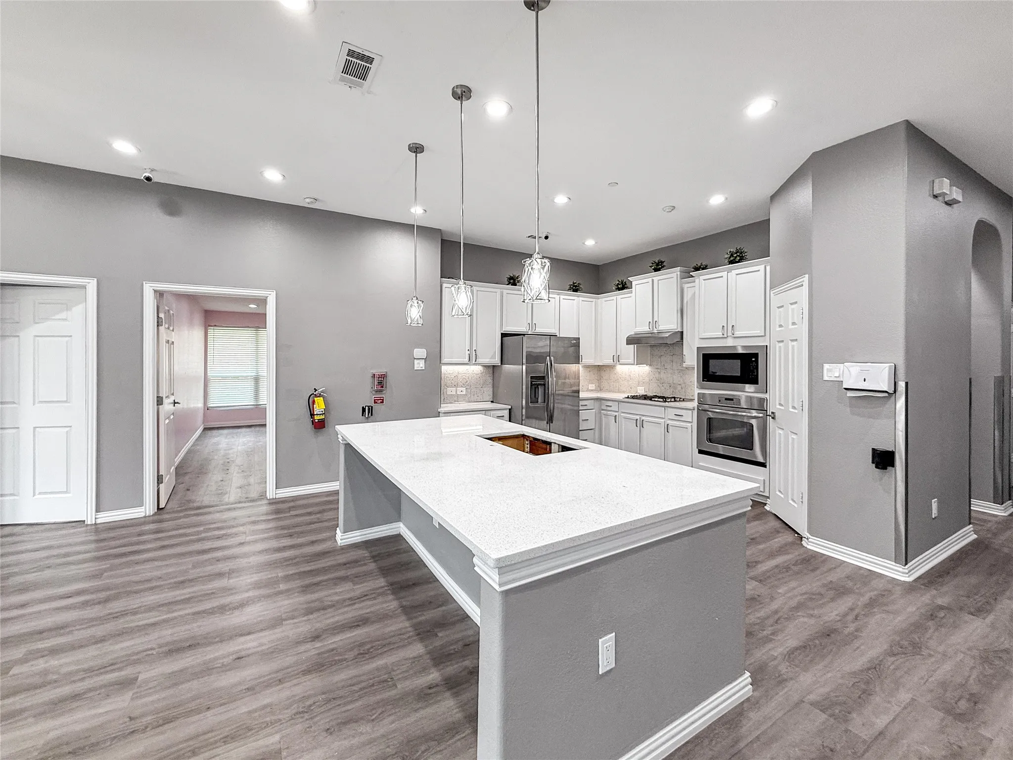 Single Family Residence For Sale in Denton County , 3259 Cedar Creek Trail, Frisco, Texas 75034, 9 Bedrooms, 4 Bathrooms, Garage spaces, 3,166 Sqft, built in 2011, Price $1,165,000, mls#21333850, Real Estate Agent in Frisco, Homes For Sale in Denton county, Homes For Sale in Frisco, Realtor in Frisco Texas, Real Estate Brokerage Independent Realty Texas, Luminita Cordes Realtor
