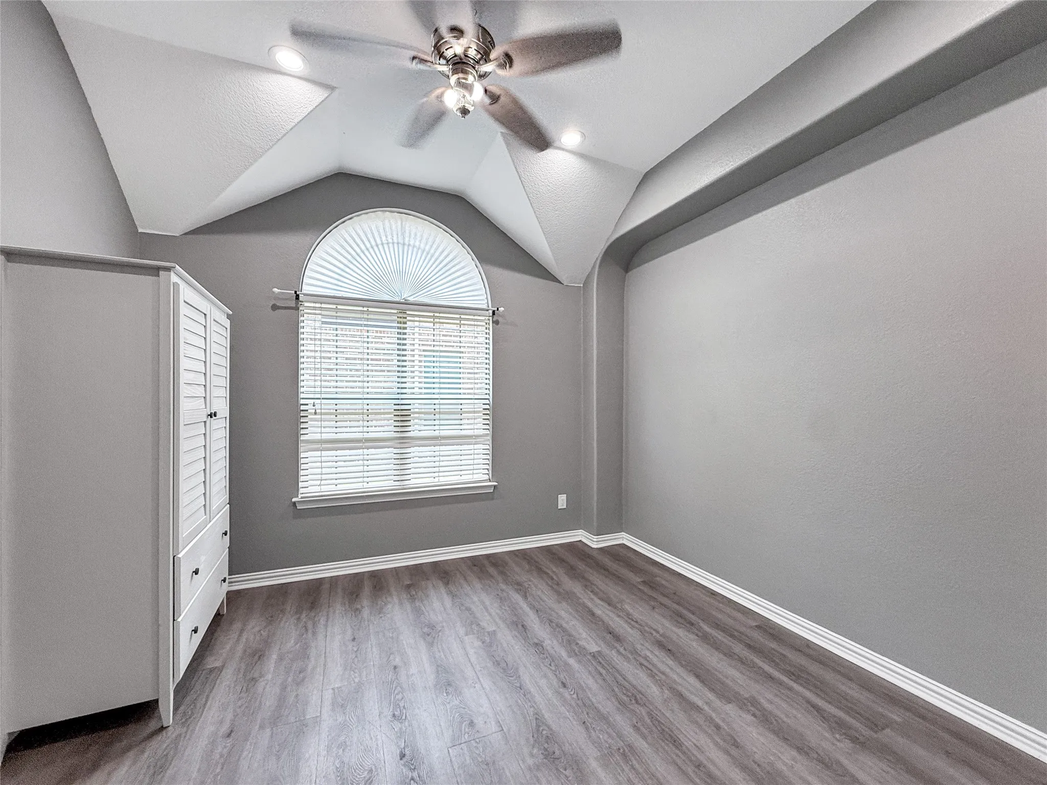 Single Family Residence For Sale in Denton County , 3259 Cedar Creek Trail, Frisco, Texas 75034, 9 Bedrooms, 4 Bathrooms, Garage spaces, 3,166 Sqft, built in 2011, Price $1,165,000, mls#21333850, Real Estate Agent in Frisco, Homes For Sale in Denton county, Homes For Sale in Frisco, Realtor in Frisco Texas, Real Estate Brokerage Independent Realty Texas, Luminita Cordes Realtor