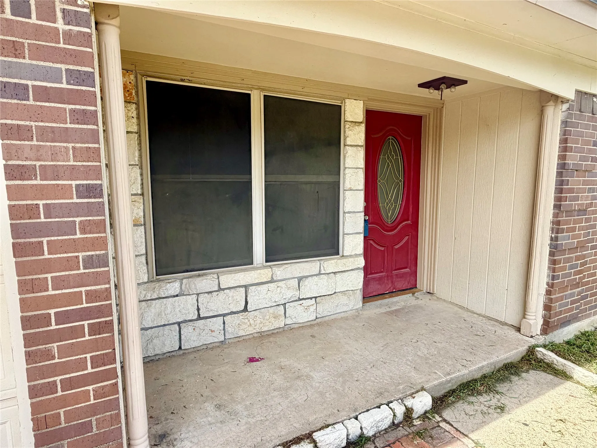 Single Family Residence For Sale in Denton County , 701 Apollo Drive, Denton, Texas 76209, 3 Bedroom, 2 Bathroom, 2 Garage spaces, 1,007 Sqft, built in 1965, mls#21333779, Real Estate Agent in Denton, Homes For Sale in Denton county, Homes For Sale in Denton, Realtor in Denton Texas, Real Estate Brokerage Independent Realty Texas, Luminita Cordes Realtor