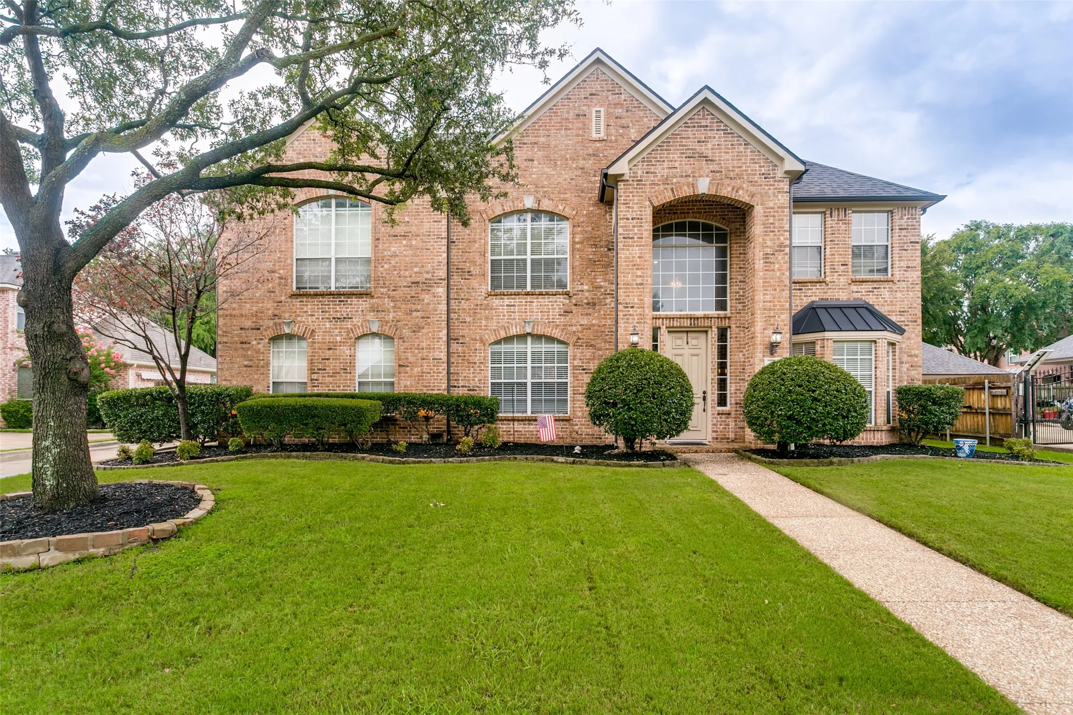 Single Family Residence For Sale in Tarrant County , 2307 Still Point Lane, Colleyville, Texas 76034, 4 Bedroom, 4 Bathroom, 2 Garage spaces, 3,676 Sqft, built in 1997, mls#21329841, Real Estate Agent in Colleyville, Homes For Sale in Tarrant county, Homes For Sale in Colleyville, Realtor in Colleyville Texas, Real Estate Brokerage Independent Realty Texas, Luminita Cordes Realtor